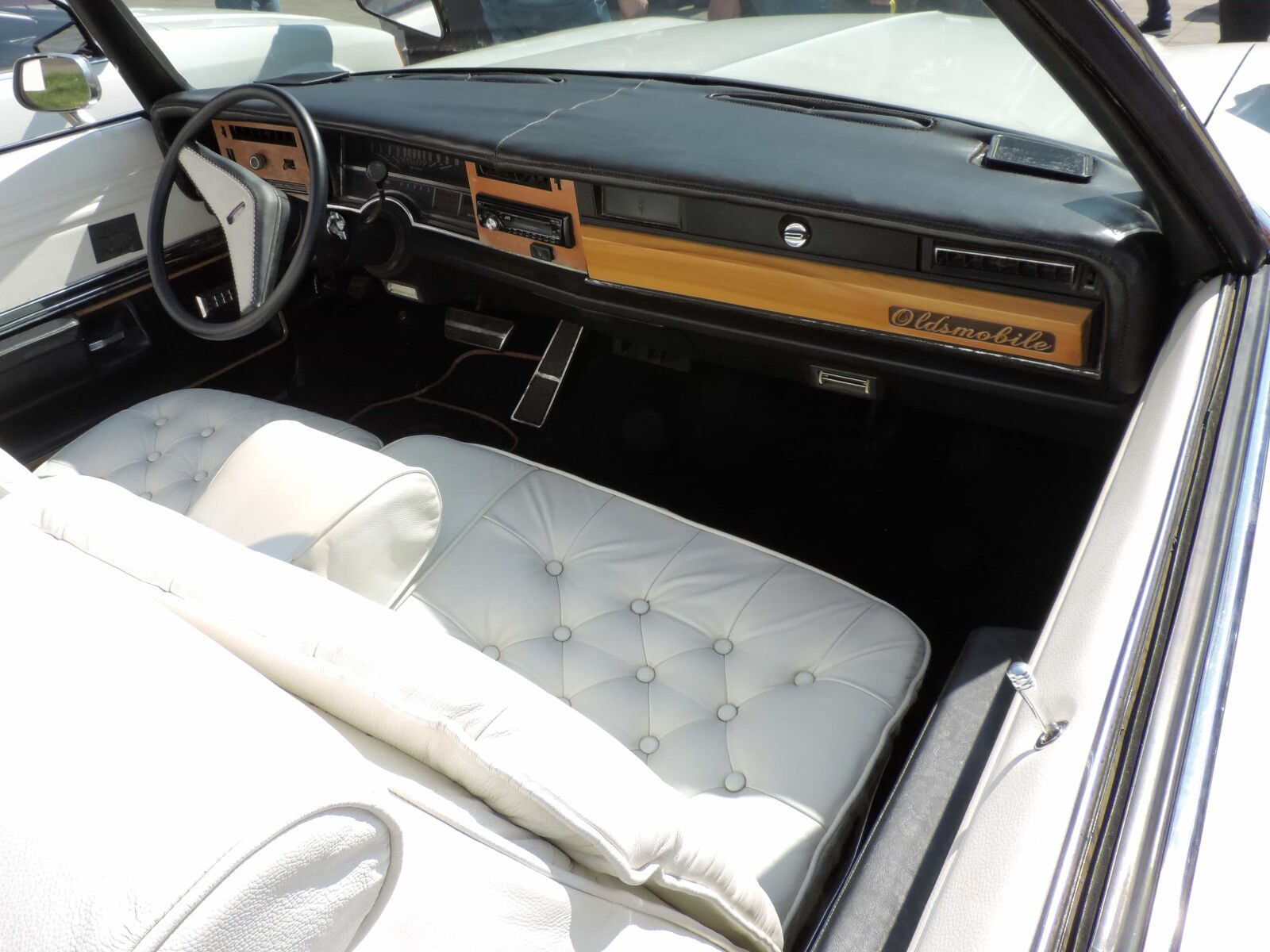 Nikon Coolpix P520 sample photo. Automobile, automotive, car, chrome photography