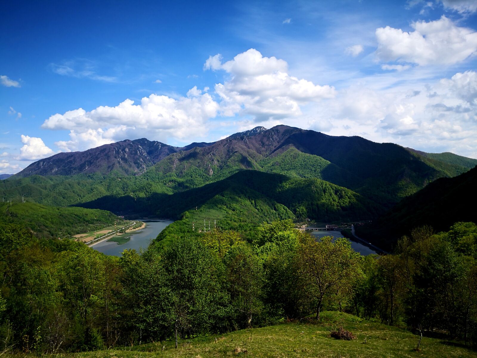 HUAWEI Mate 10 Pro sample photo. Valea oltului, oltenia, olt photography