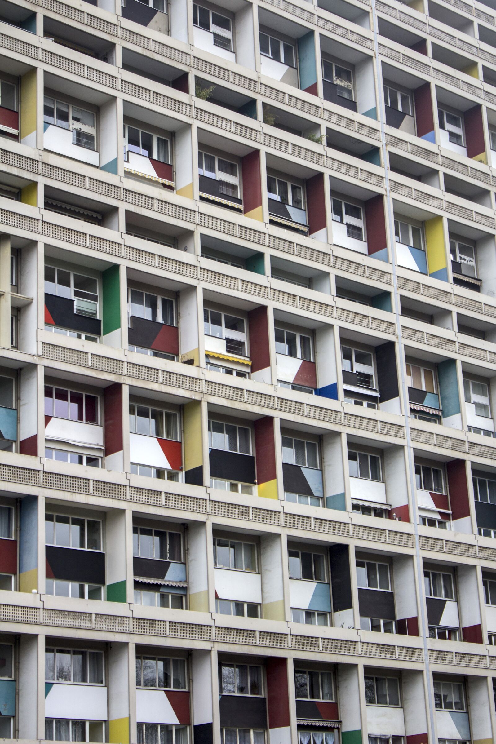 Canon EOS 600D (Rebel EOS T3i / EOS Kiss X5) sample photo. Architecture, moderns, modern architecture photography