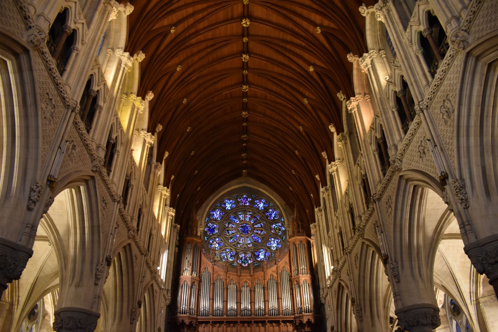 Nikon D3400 sample photo. Cathedral, catholic, church photography