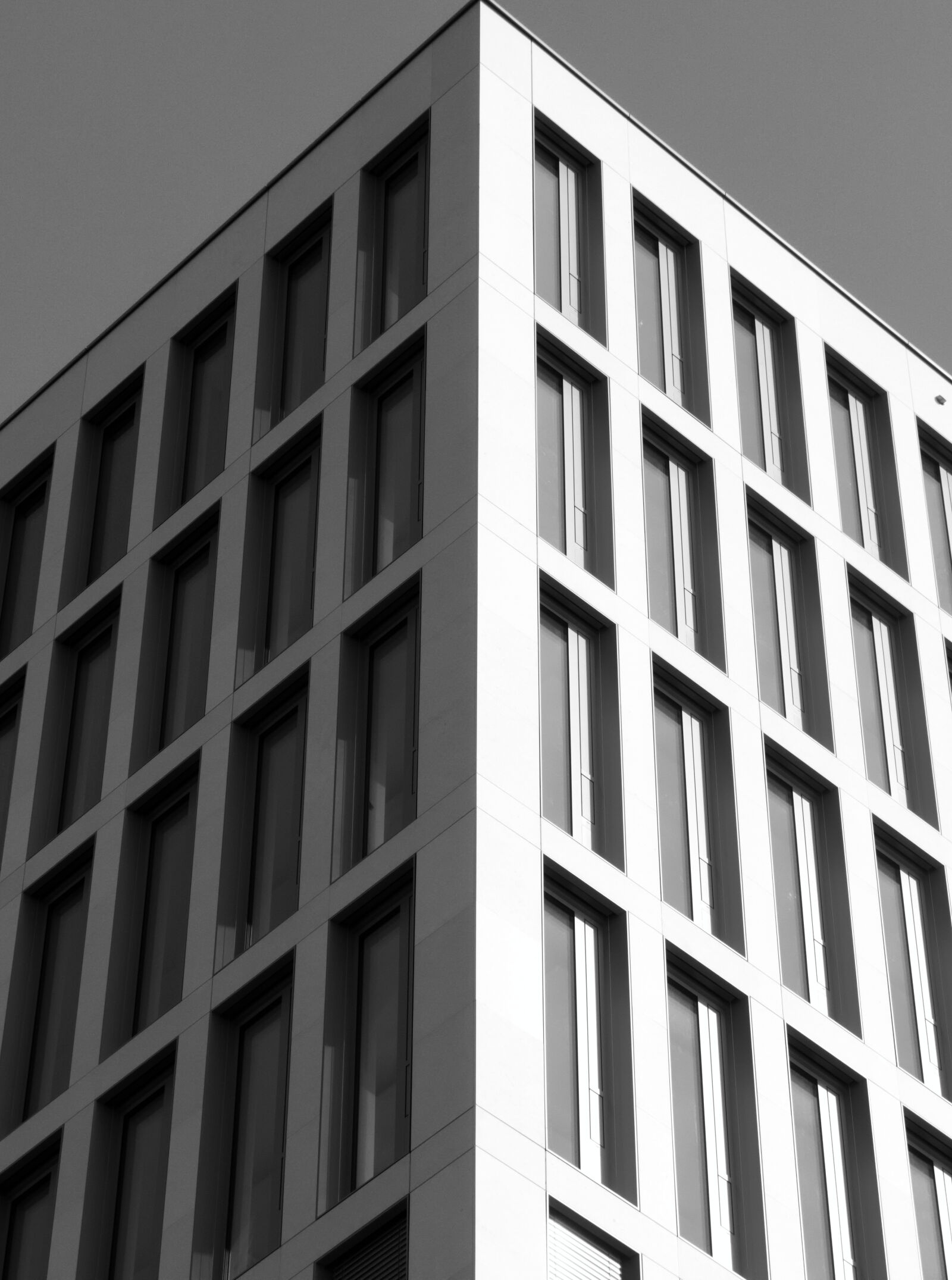 PENTAX RICOH IMAGING PENTAX MX-1 sample photo. Theme, symmetry photography