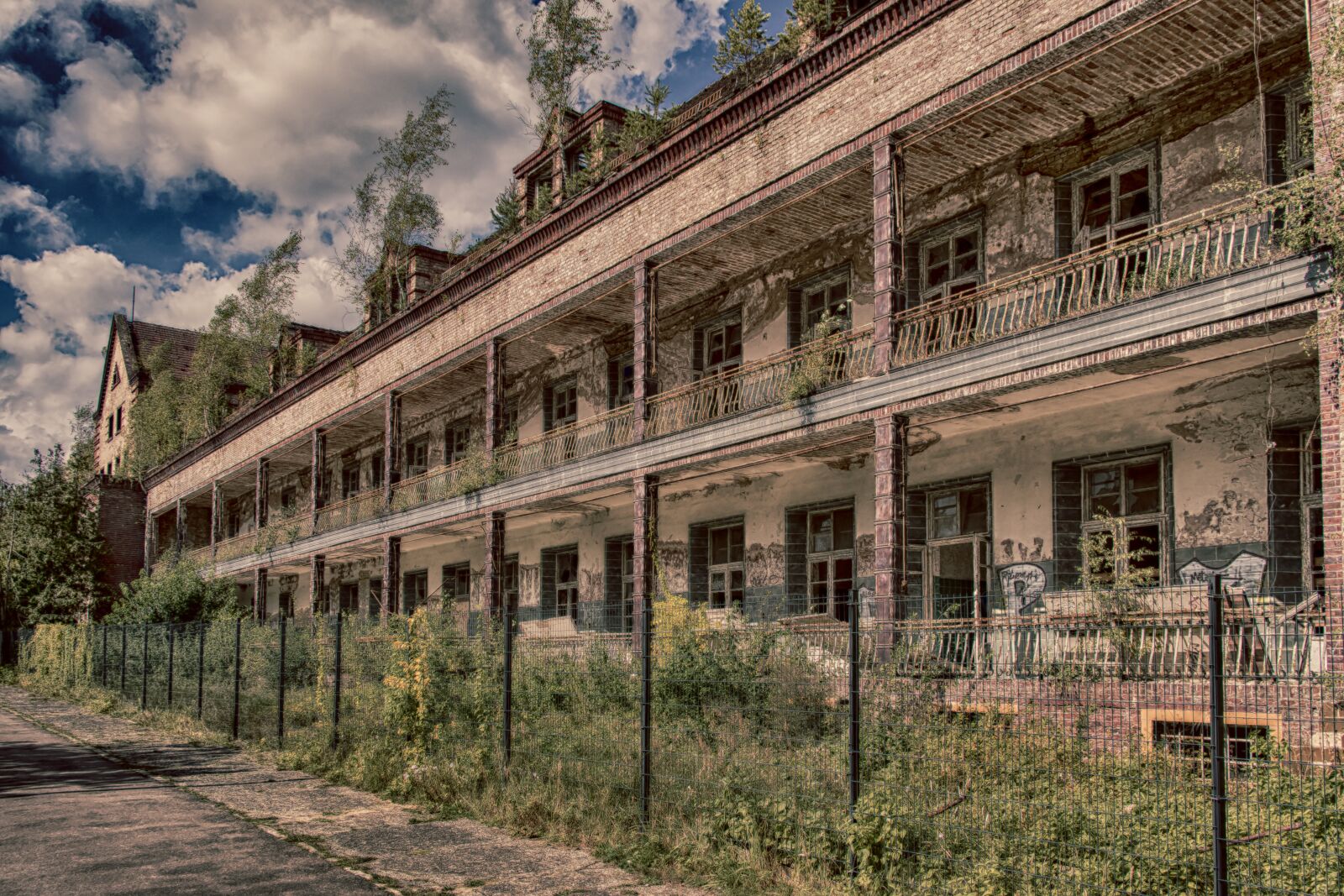 Canon EOS 80D sample photo. Lost places, beelitz, hospital photography