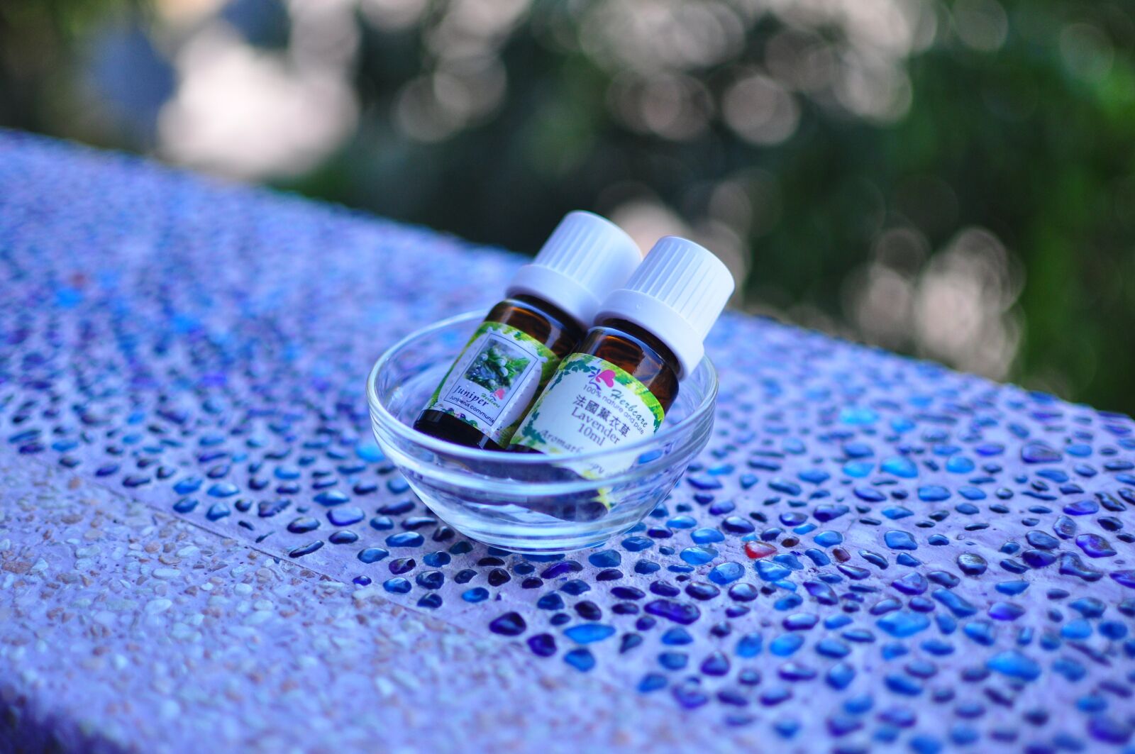 Nikon D5000 sample photo. Essential oils, skin care photography