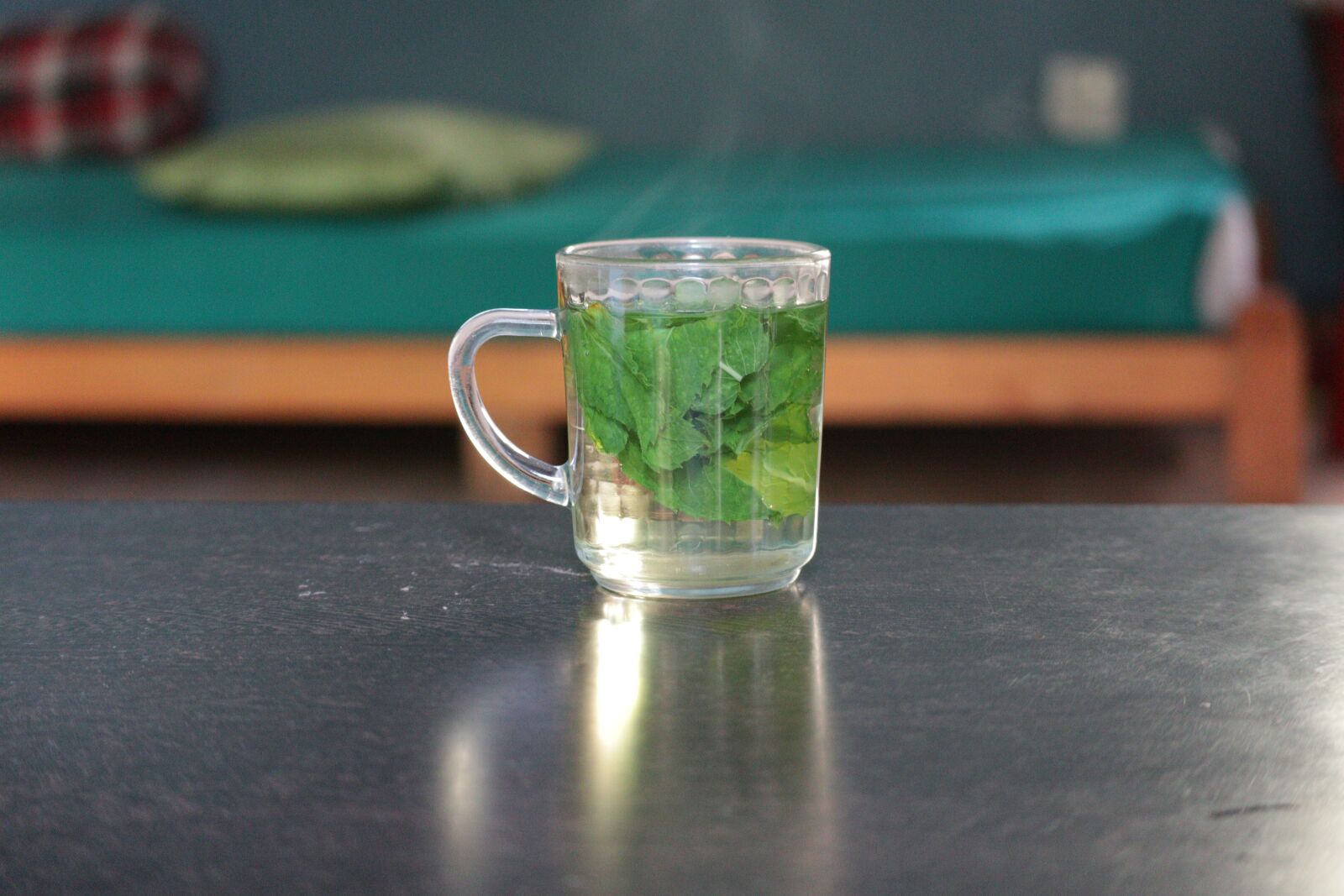 Canon EF-M 55-200mm F4.5-6.3 IS STM sample photo. Tea, mint, drink photography