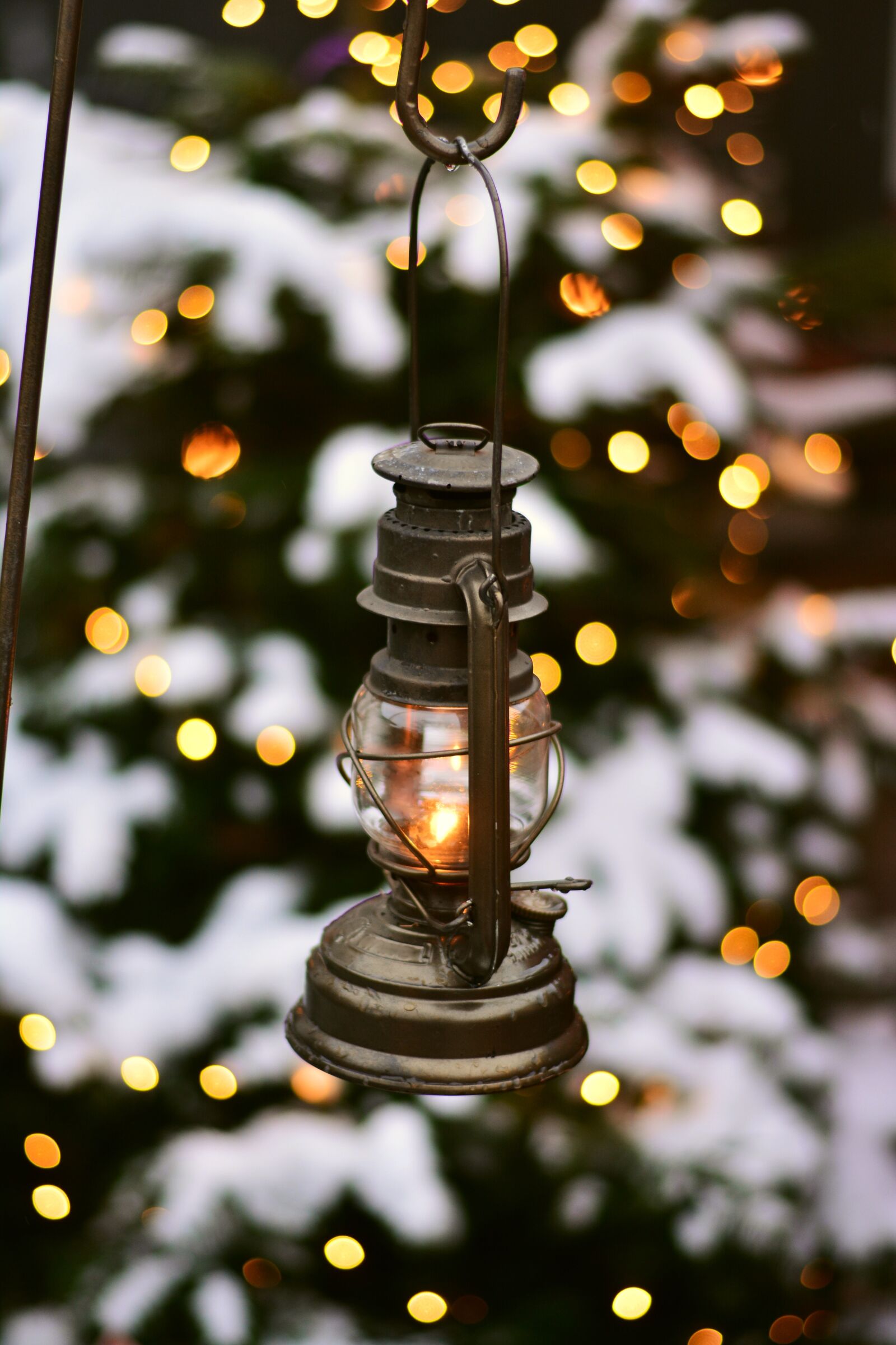 Nikon D5200 sample photo. Lantern, christmas, kerosene lamp photography