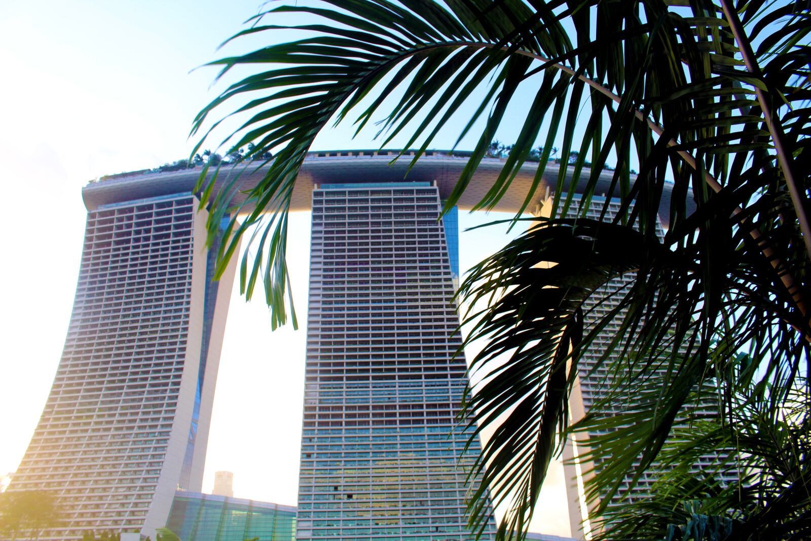 Canon EOS 700D (EOS Rebel T5i / EOS Kiss X7i) sample photo. Singapore, marina bay sands photography