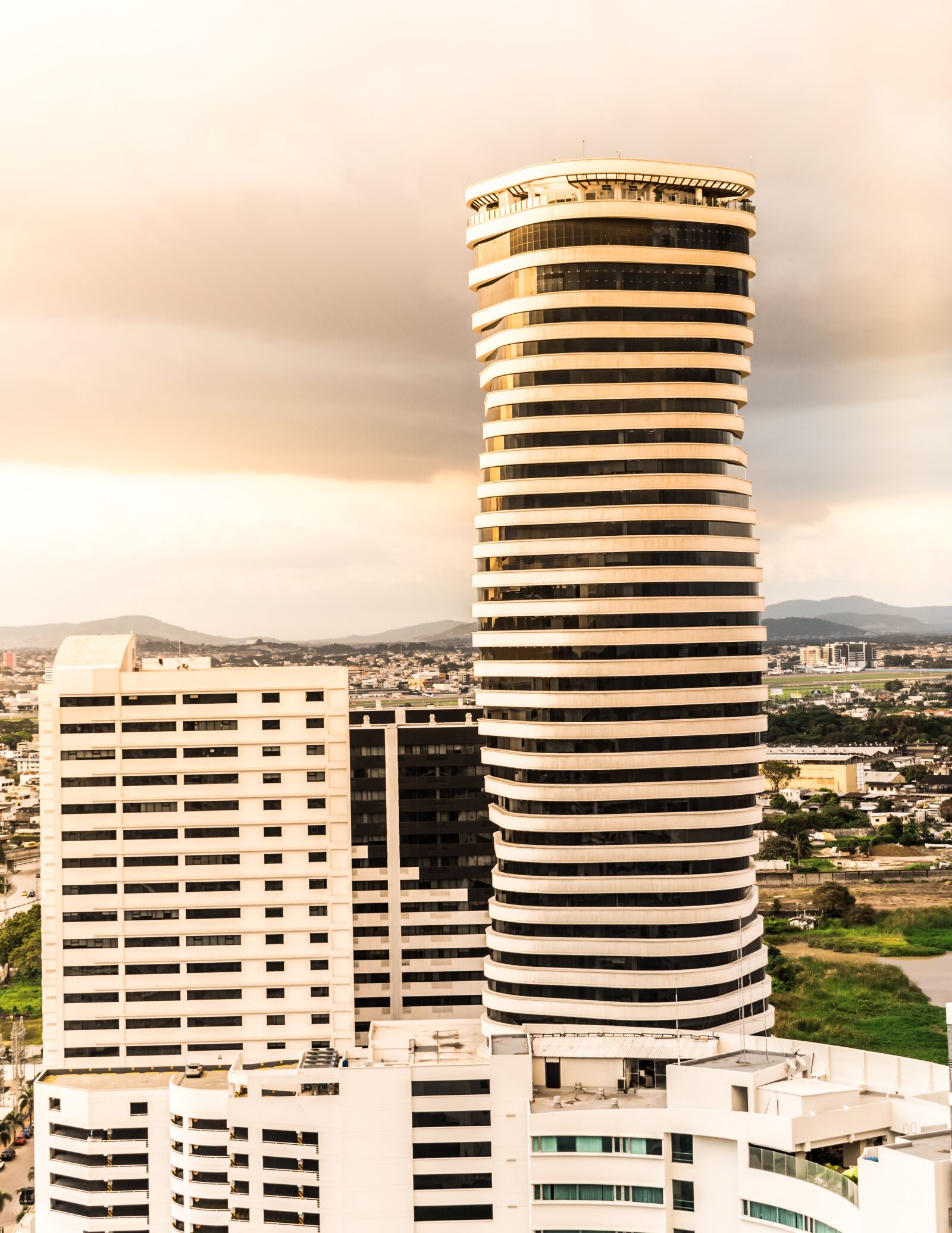 Nikon D5300 sample photo. City, guayaquil, ecuador photography