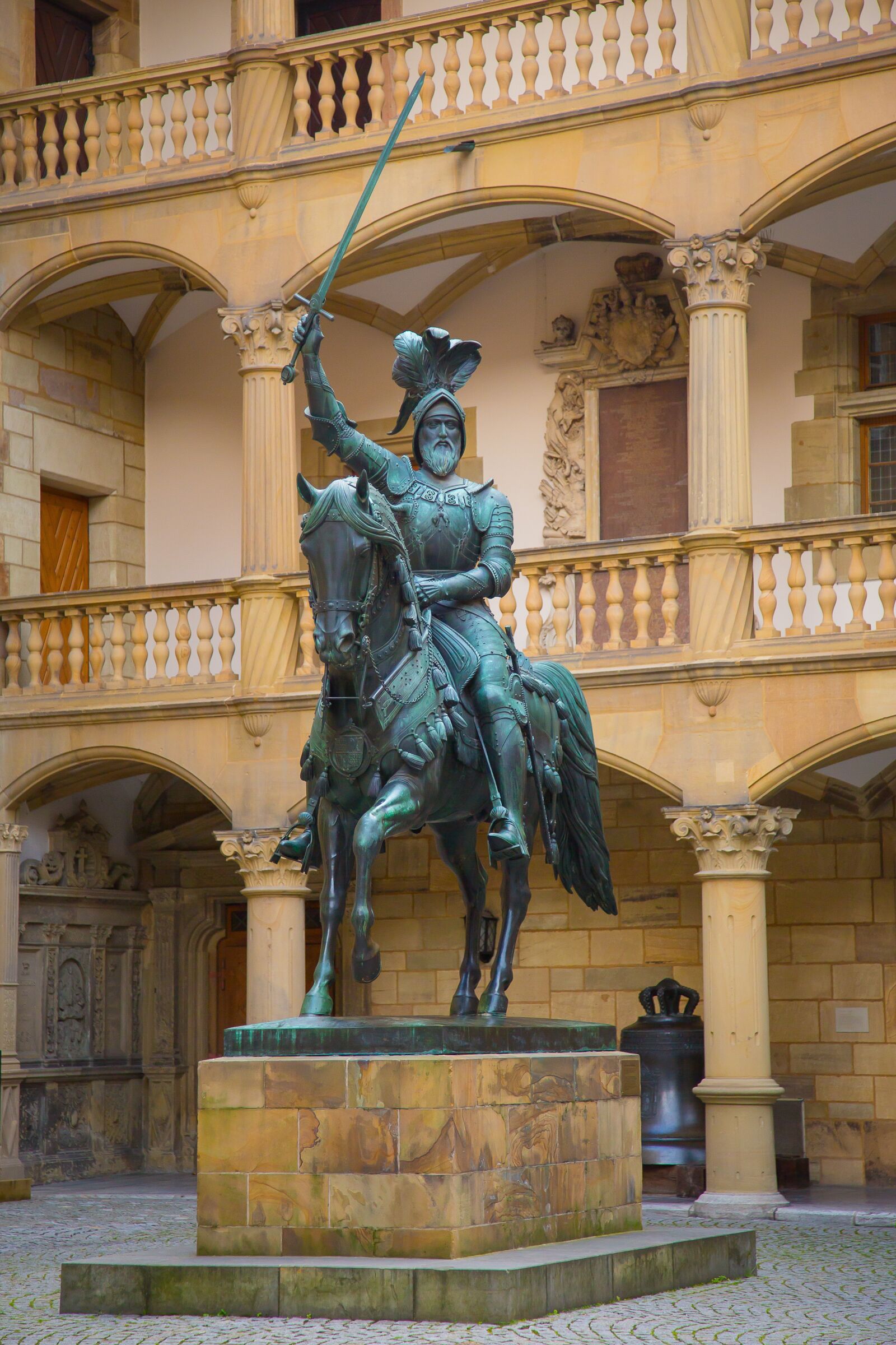 Canon EF 24-105mm F4L IS USM sample photo. Stuttgart, elder, equestrian statue photography