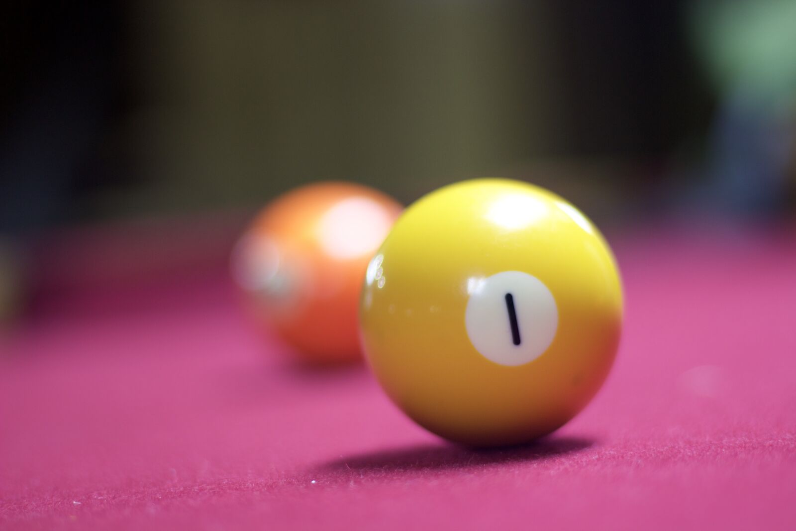 Canon EOS 600D (Rebel EOS T3i / EOS Kiss X5) sample photo. Pool, ball, bill photography