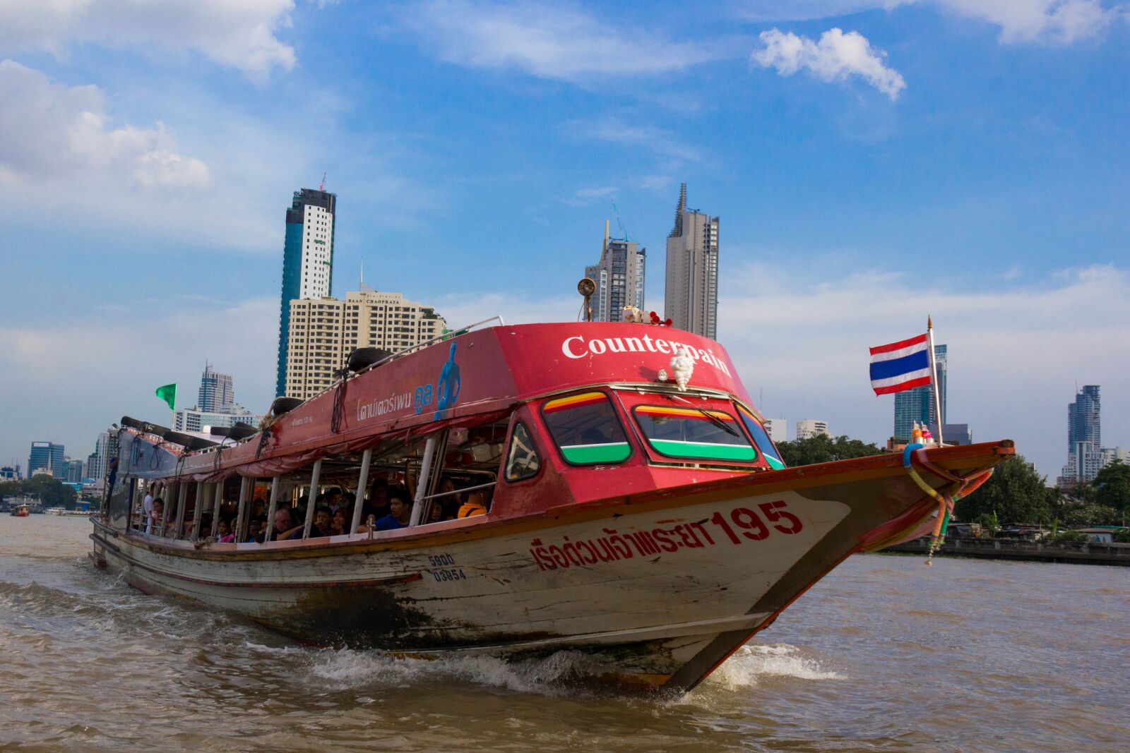 Canon EOS 550D (EOS Rebel T2i / EOS Kiss X4) sample photo. Boat, asia, southeast asia photography