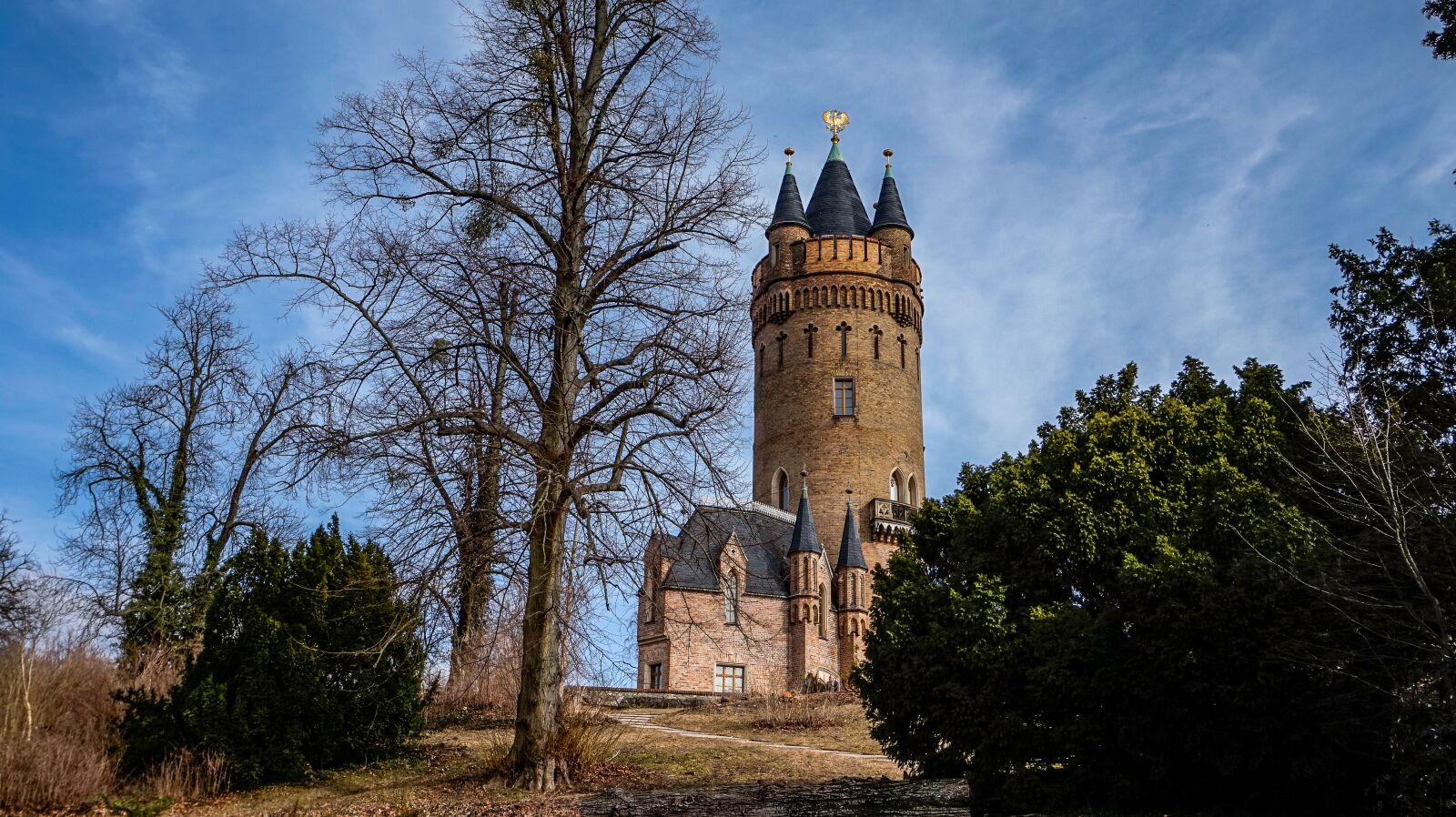 Sony Alpha a5000 (ILCE 5000) sample photo. Architecture, old, tower photography