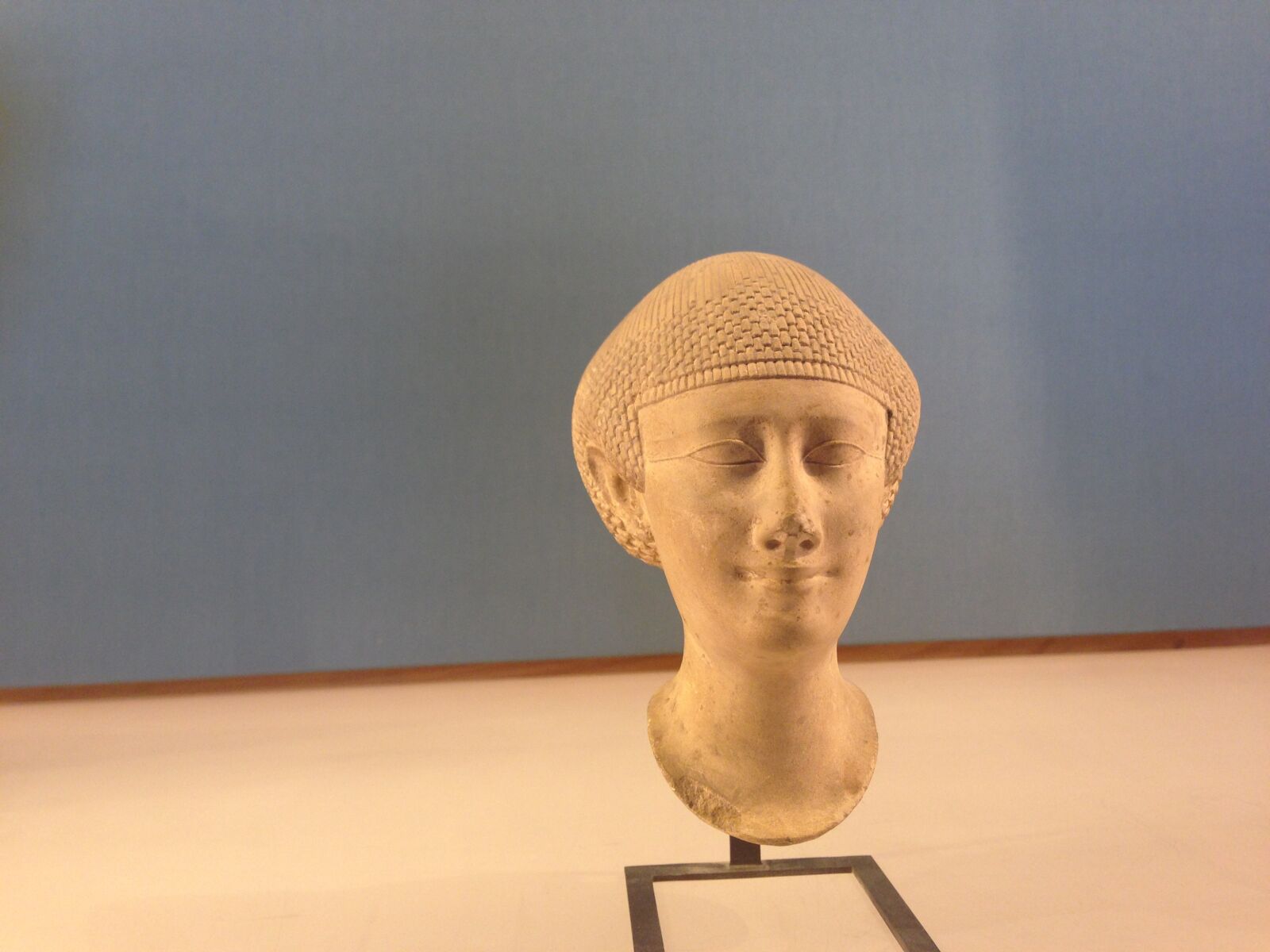 iPhone 5 back camera 4.12mm f/2.4 sample photo. Egypt, statue, head photography