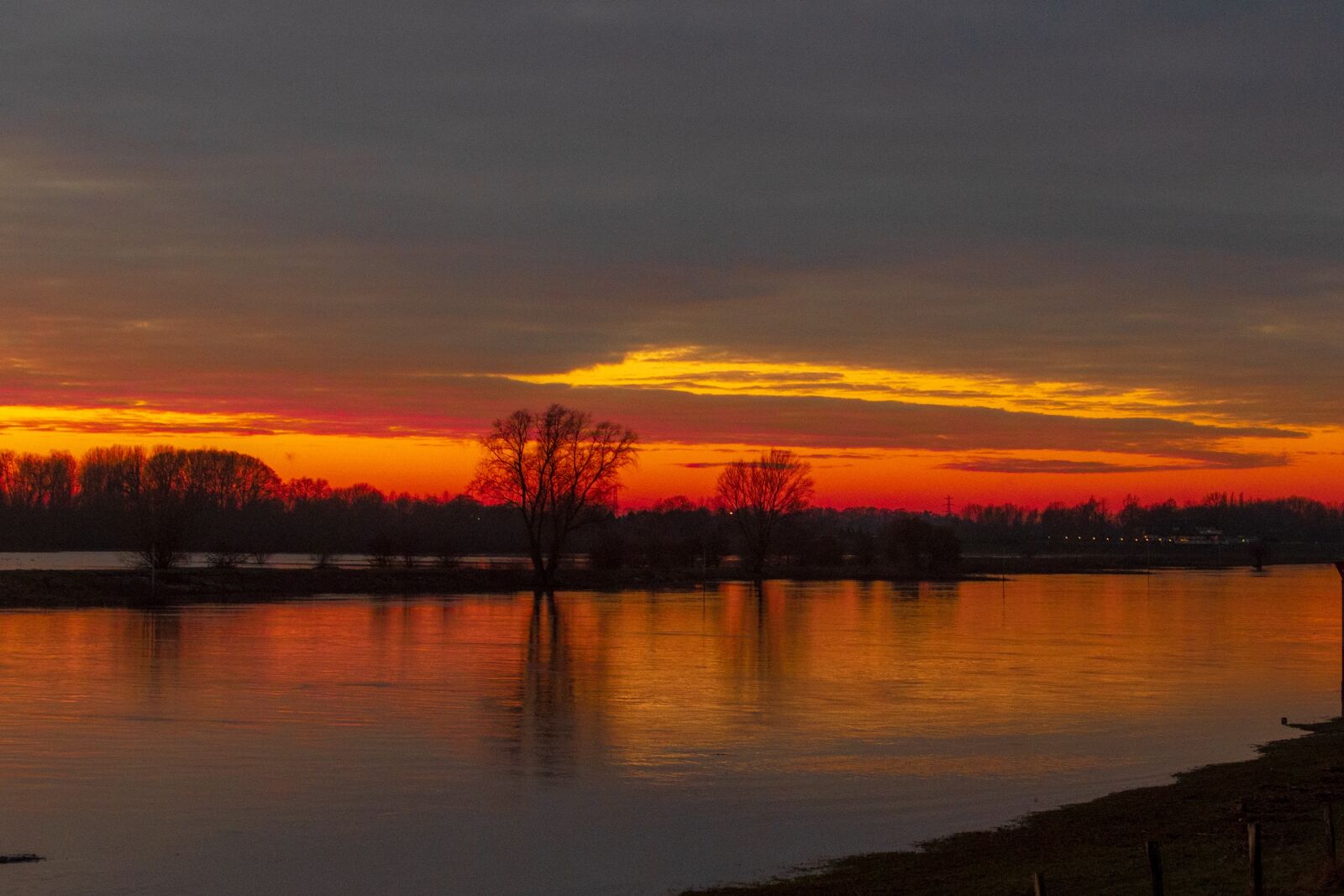 Nikon D7200 sample photo. Sunset, river, landscape photography