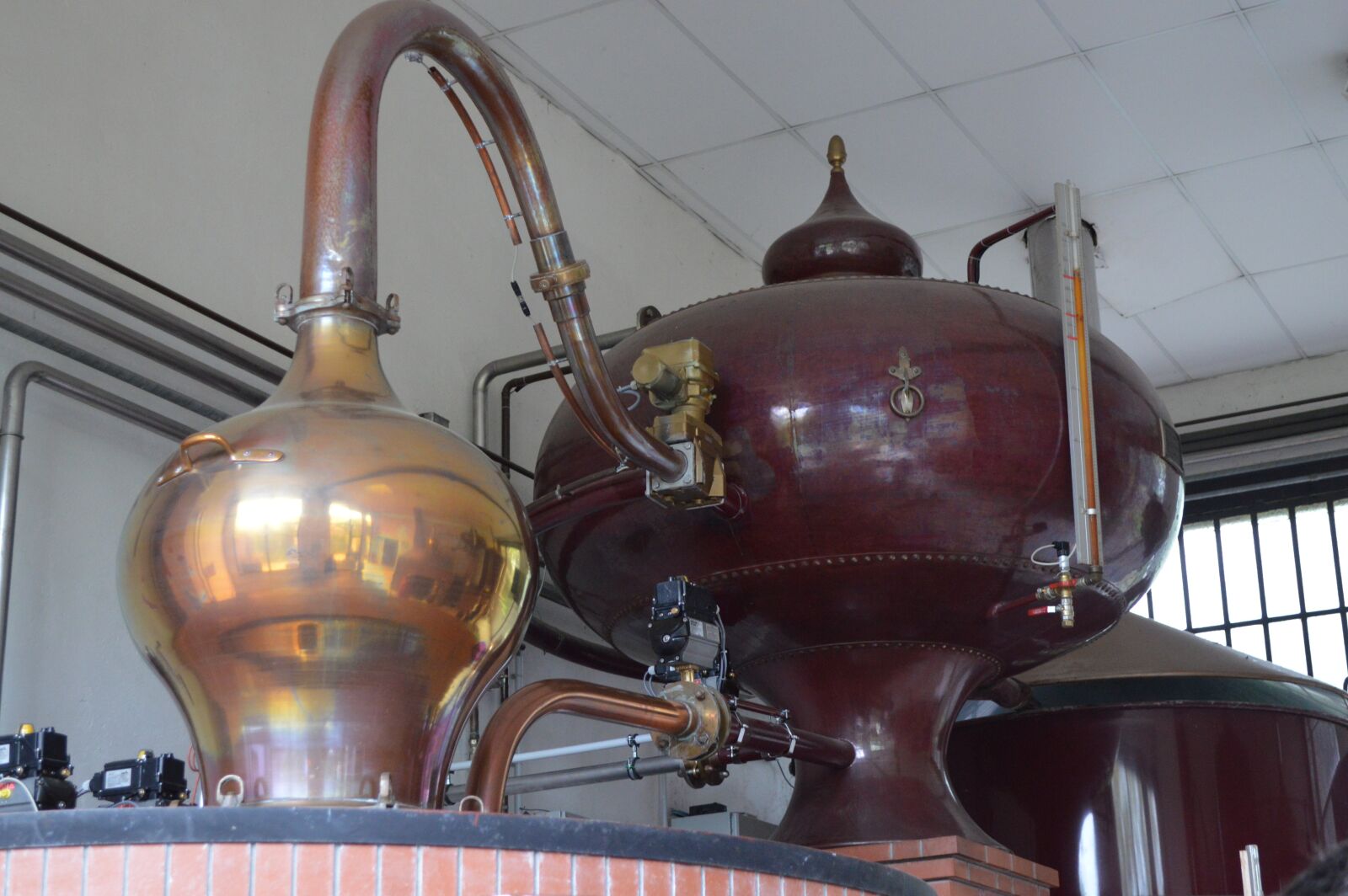 Nikon D3200 sample photo. Machine, still, alcohol photography