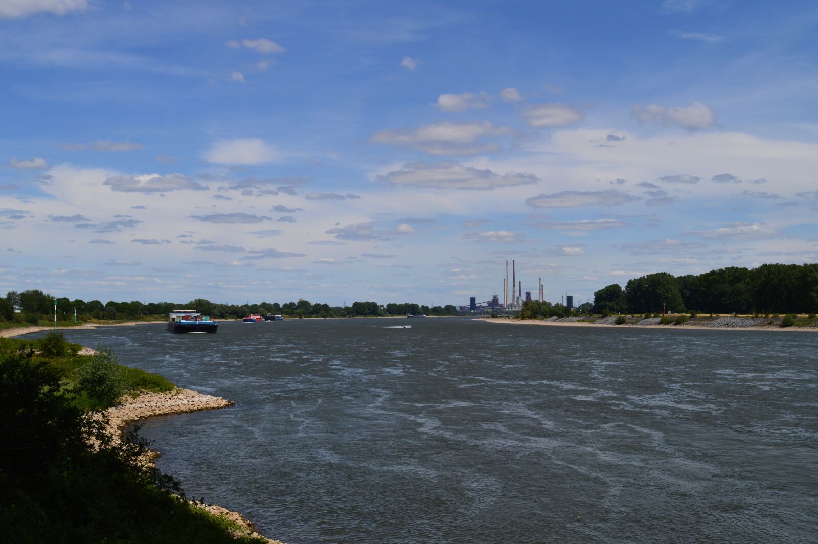 Nikon D3200 sample photo. Water, river, landscape photography