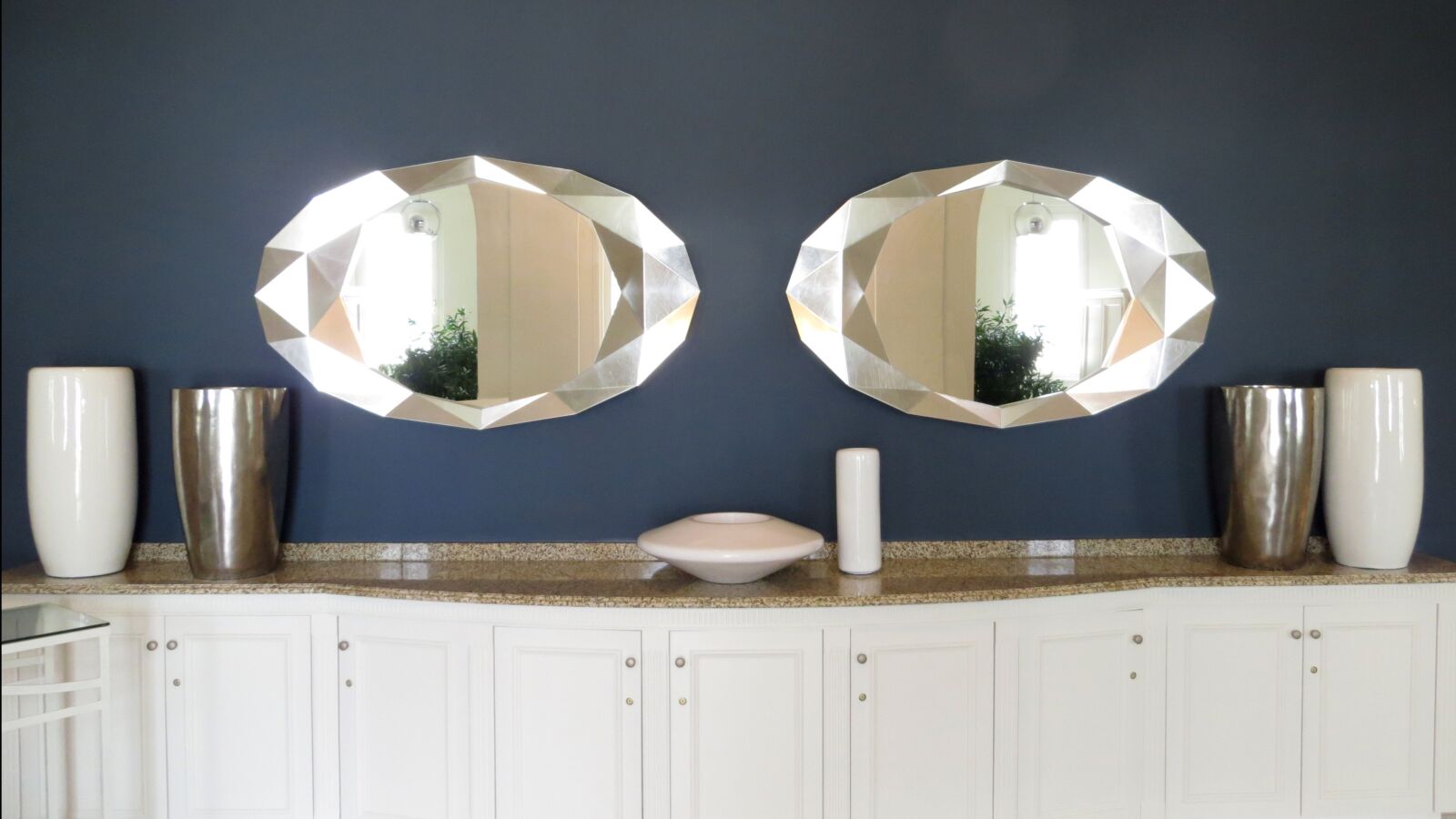Canon PowerShot SX240 HS sample photo. Mirror, decor, symmetry photography