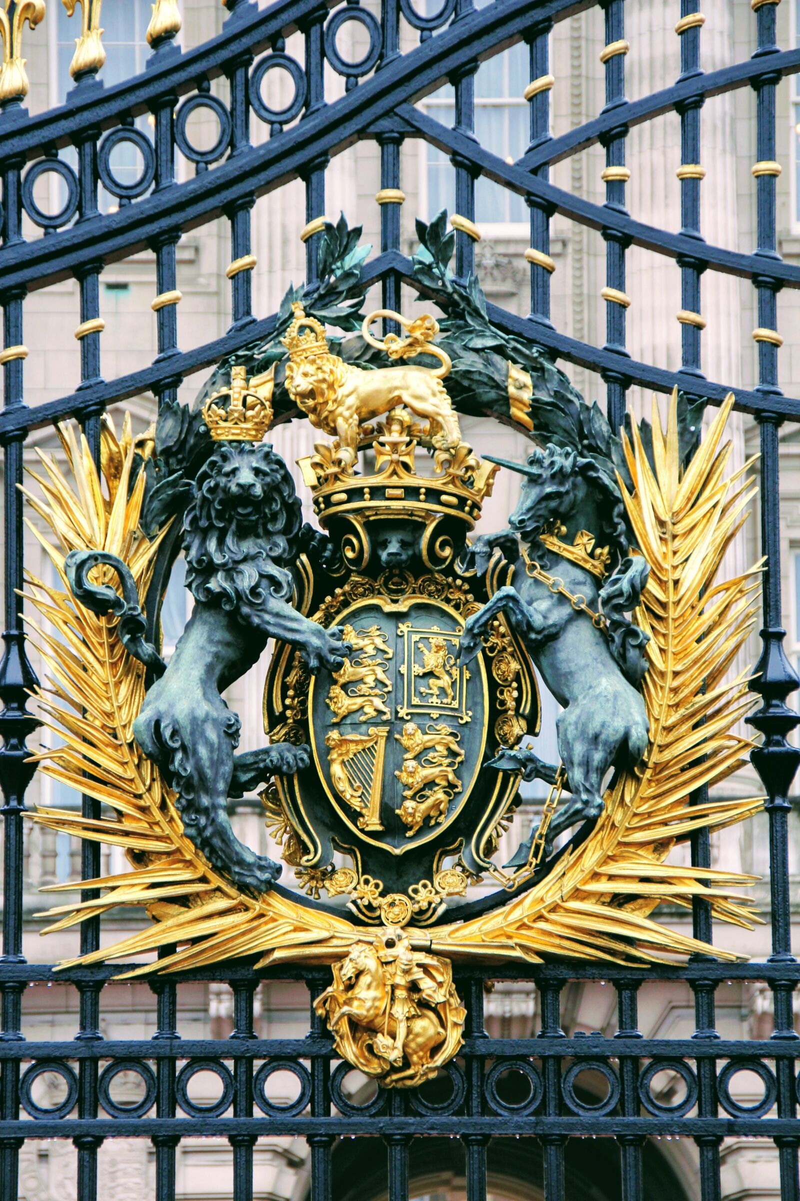 Canon EOS 60D sample photo. London, buckingham palace, detail photography