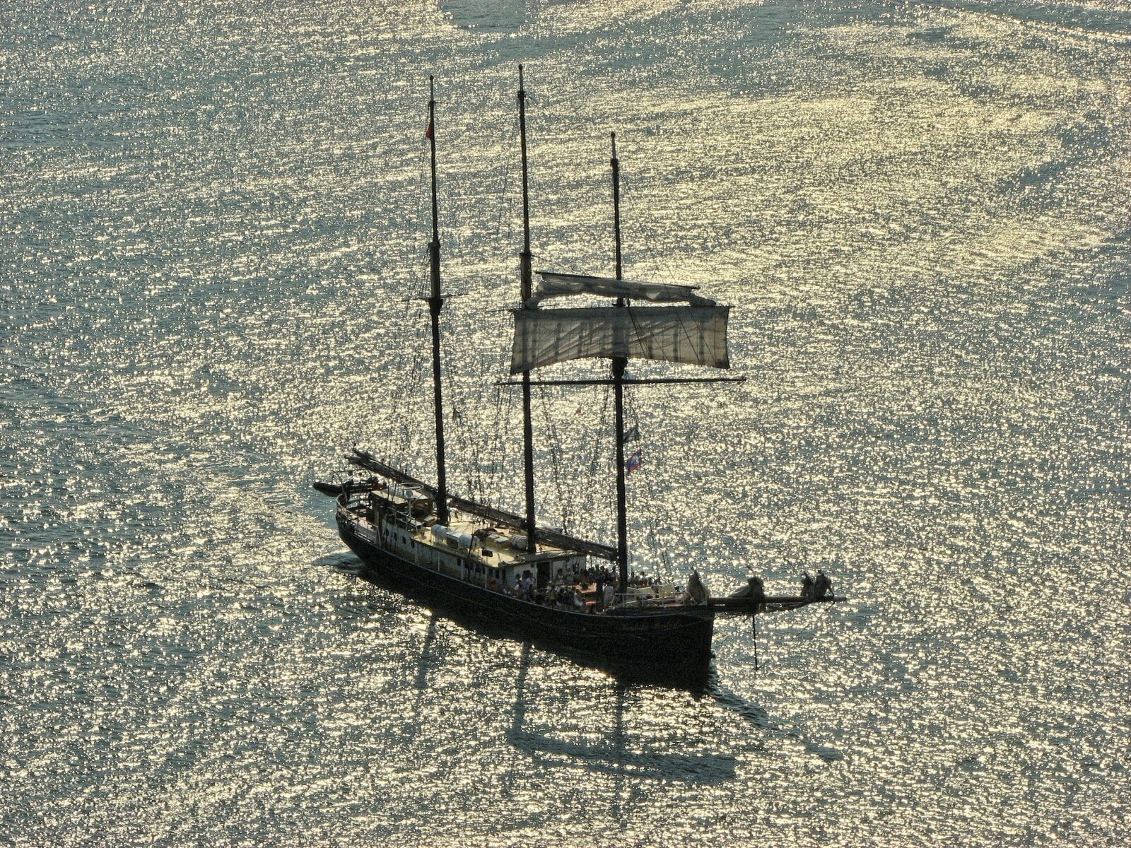 Canon POWERSHOT S3 IS sample photo. Sailing ship, ship, water photography