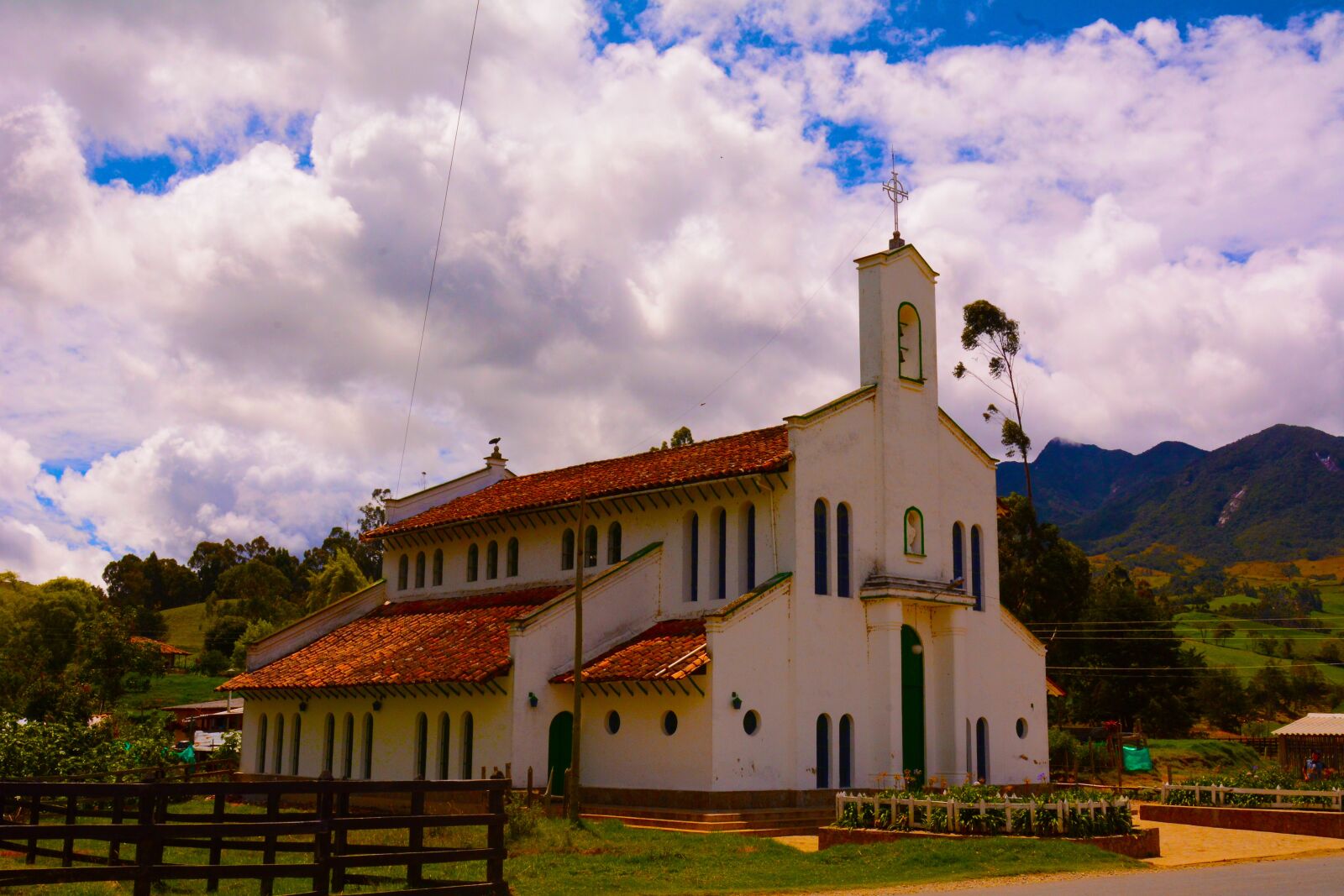 Nikon D7100 sample photo. Chapel, church, sonson photography