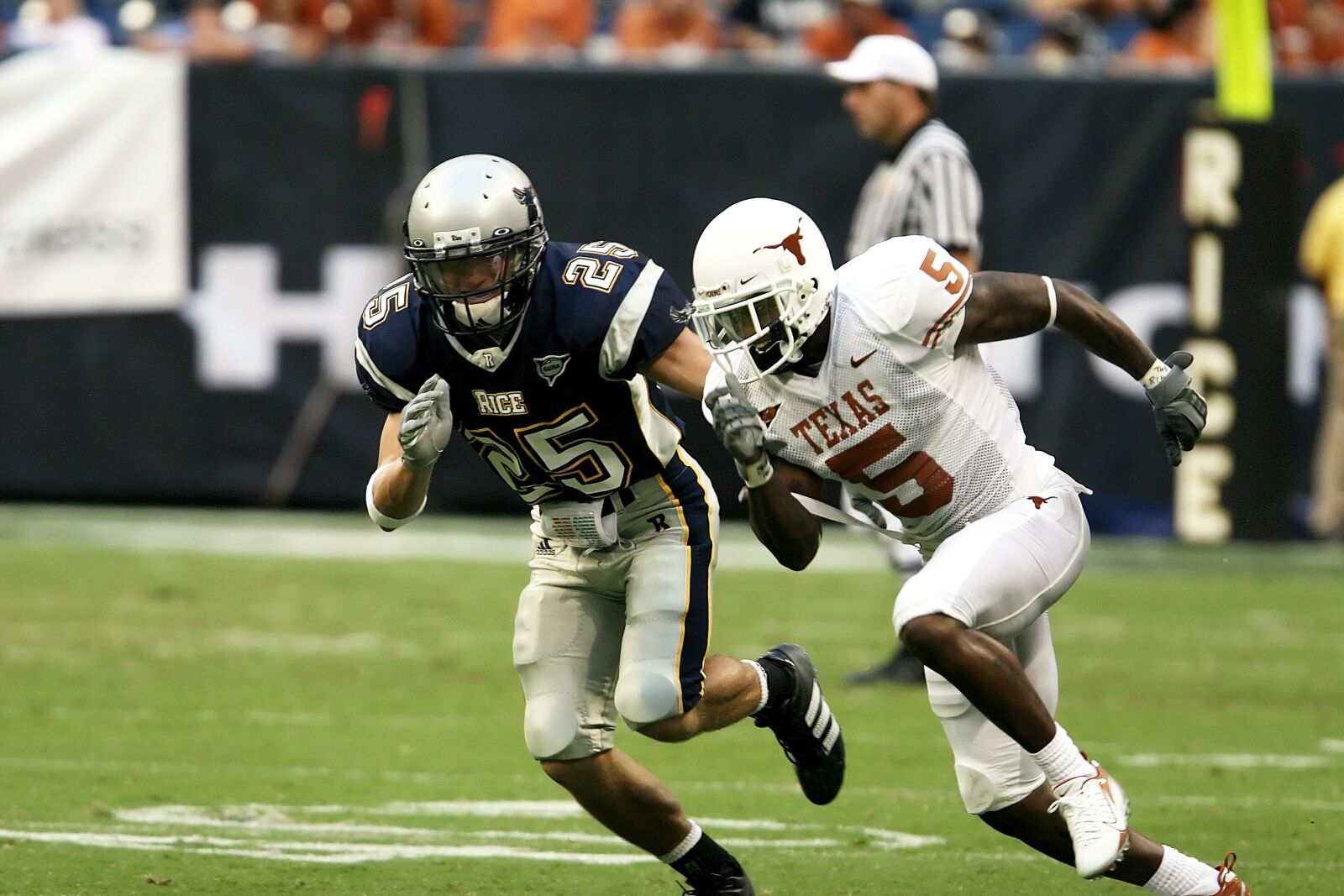 Canon EOS 20D sample photo. Football, american football, game photography