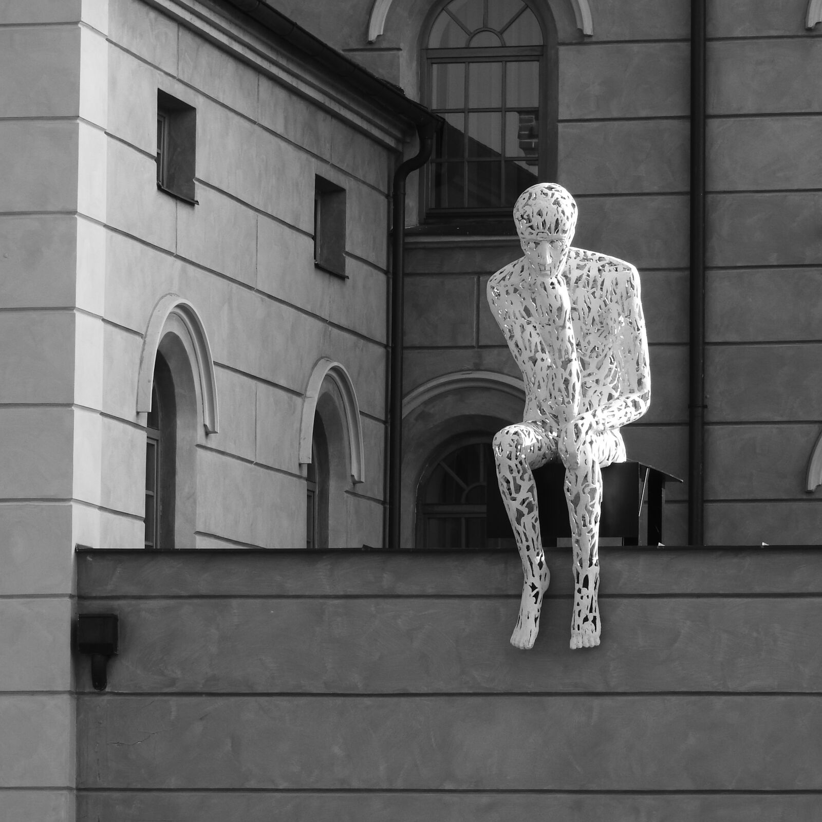 Nikon Coolpix P610 sample photo. Street art, art, statue photography