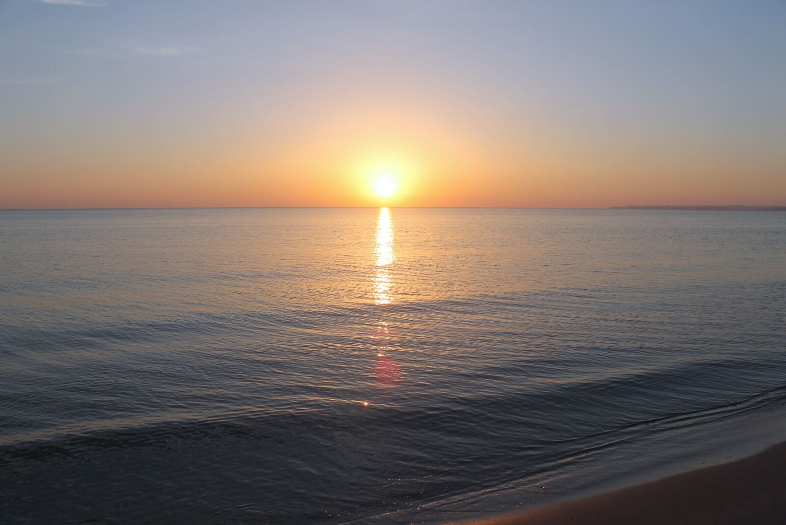 Canon EOS 1100D (EOS Rebel T3 / EOS Kiss X50) sample photo. Sea, dawn, summer photography