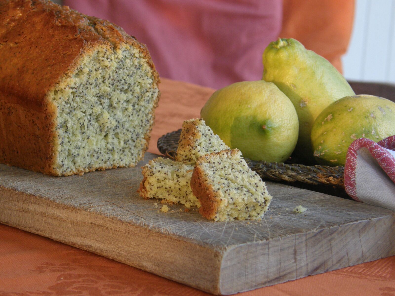 Olympus SP550UZ sample photo. Cake, lemon, poppy seed photography