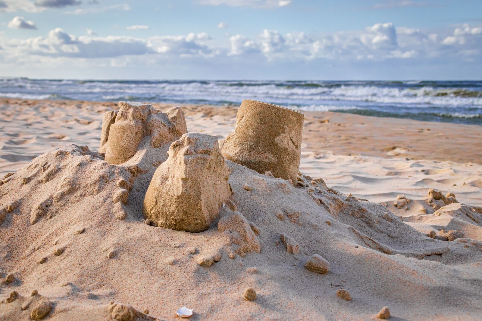 Canon EOS 80D sample photo. Sandburg, sand, sea photography