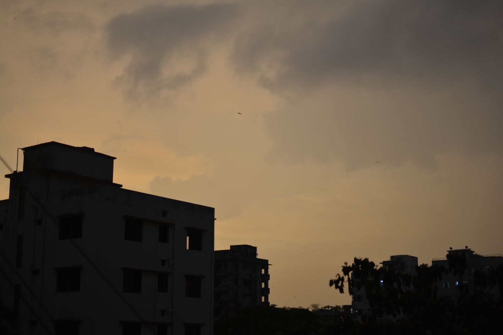 Nikon D5200 sample photo. Golden sky, building, sky photography