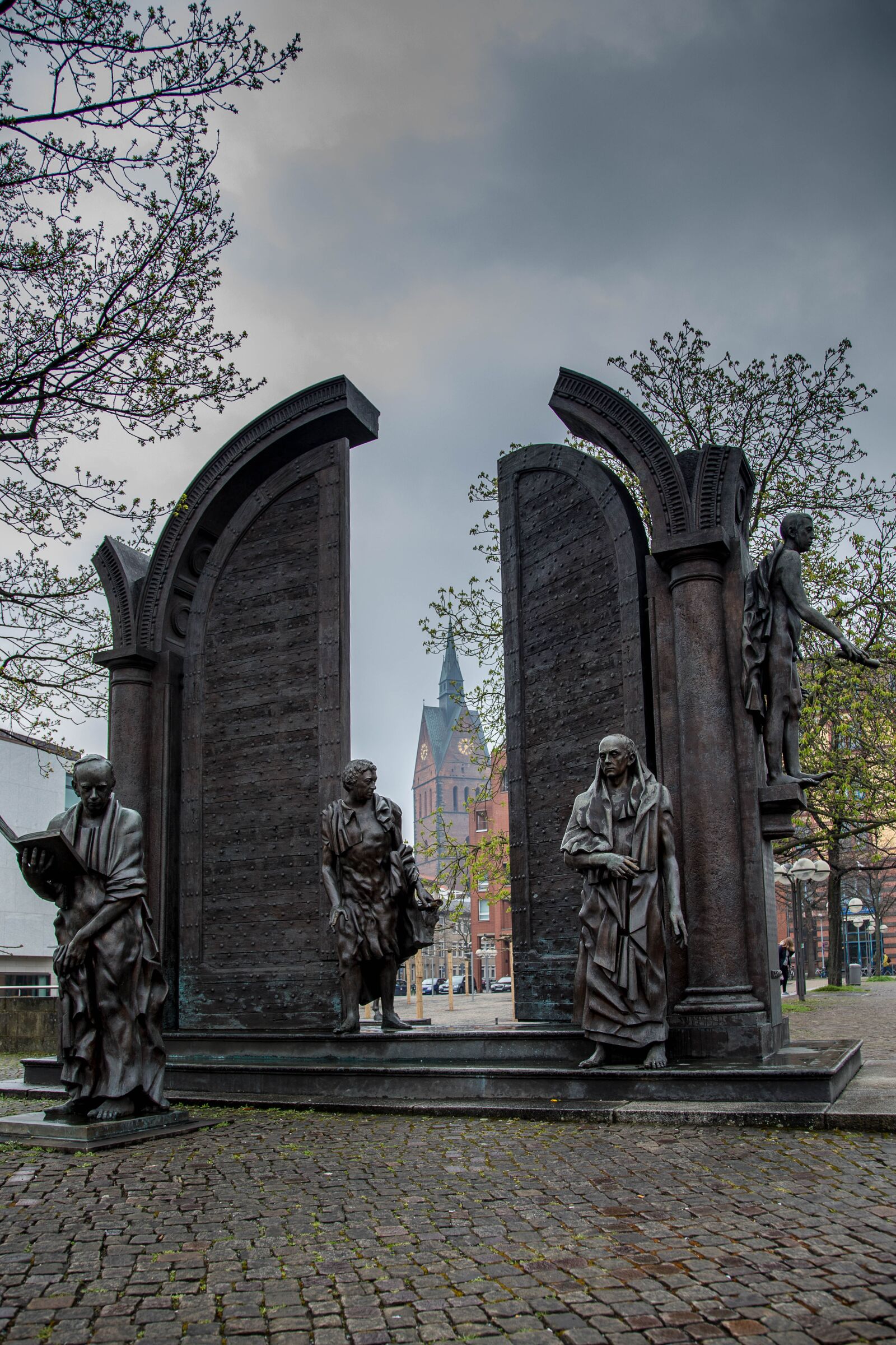 Canon EOS 6D Mark II sample photo. Hanover, city, architecture photography