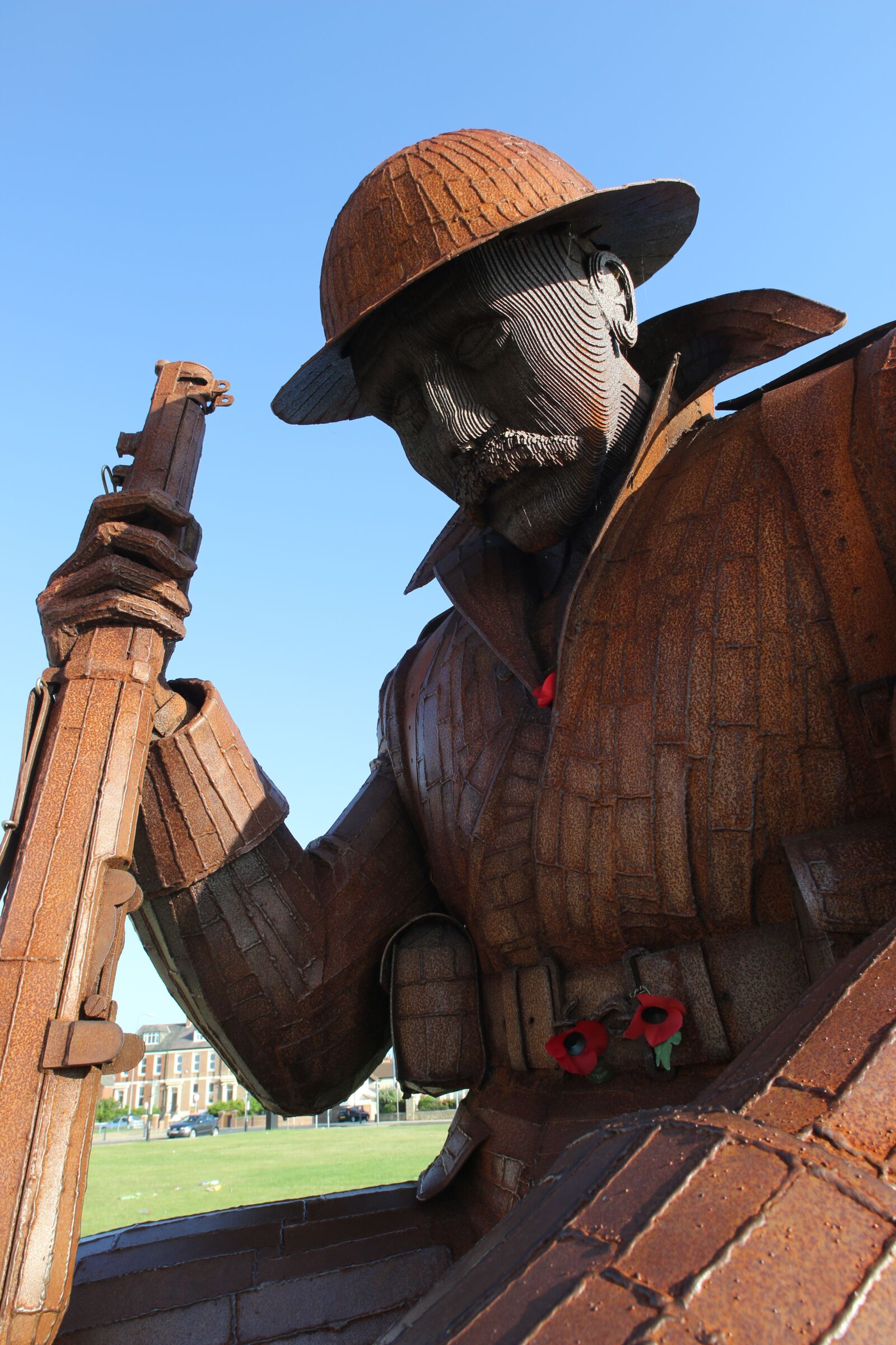 Canon EOS 70D sample photo. Sculpture, tommy, soldier photography