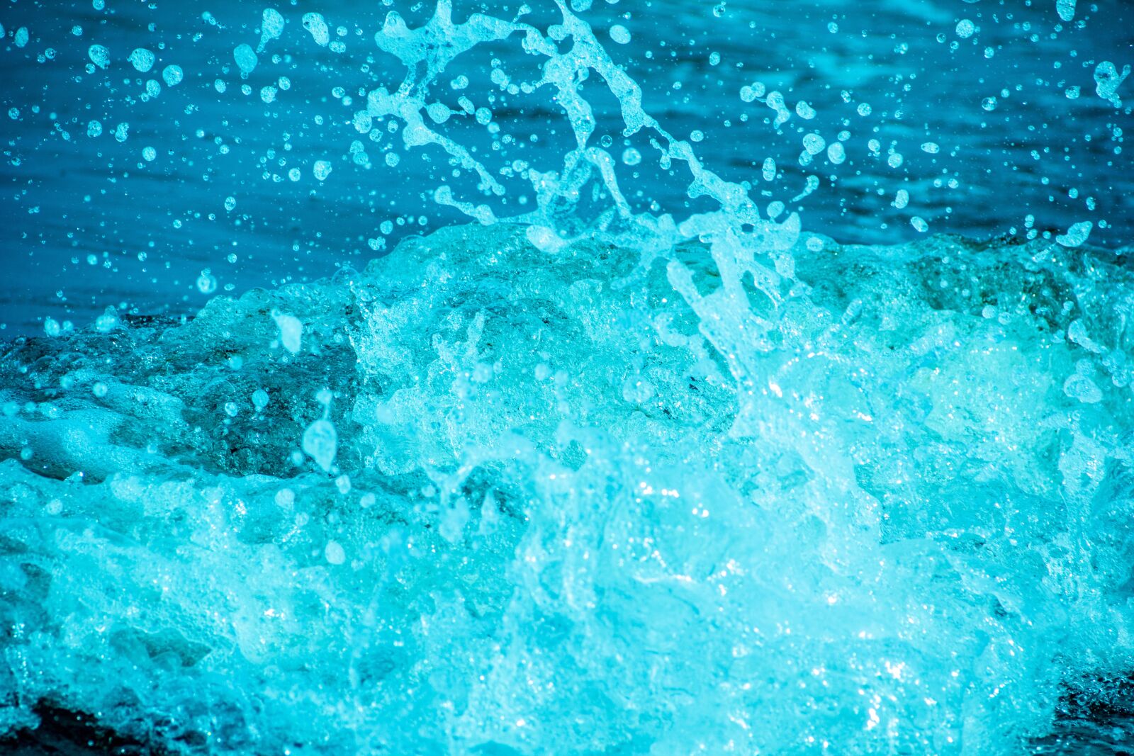 Canon EOS 60D sample photo. Water, sea, foam photography