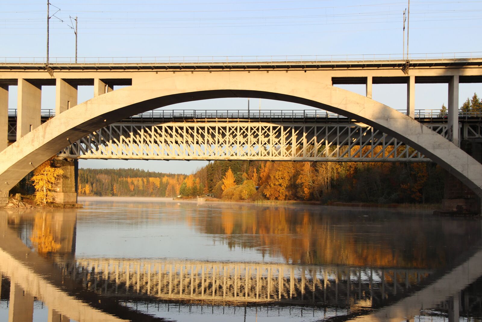 Canon EOS 600D (Rebel EOS T3i / EOS Kiss X5) sample photo. Bridge, fall, autumn photography