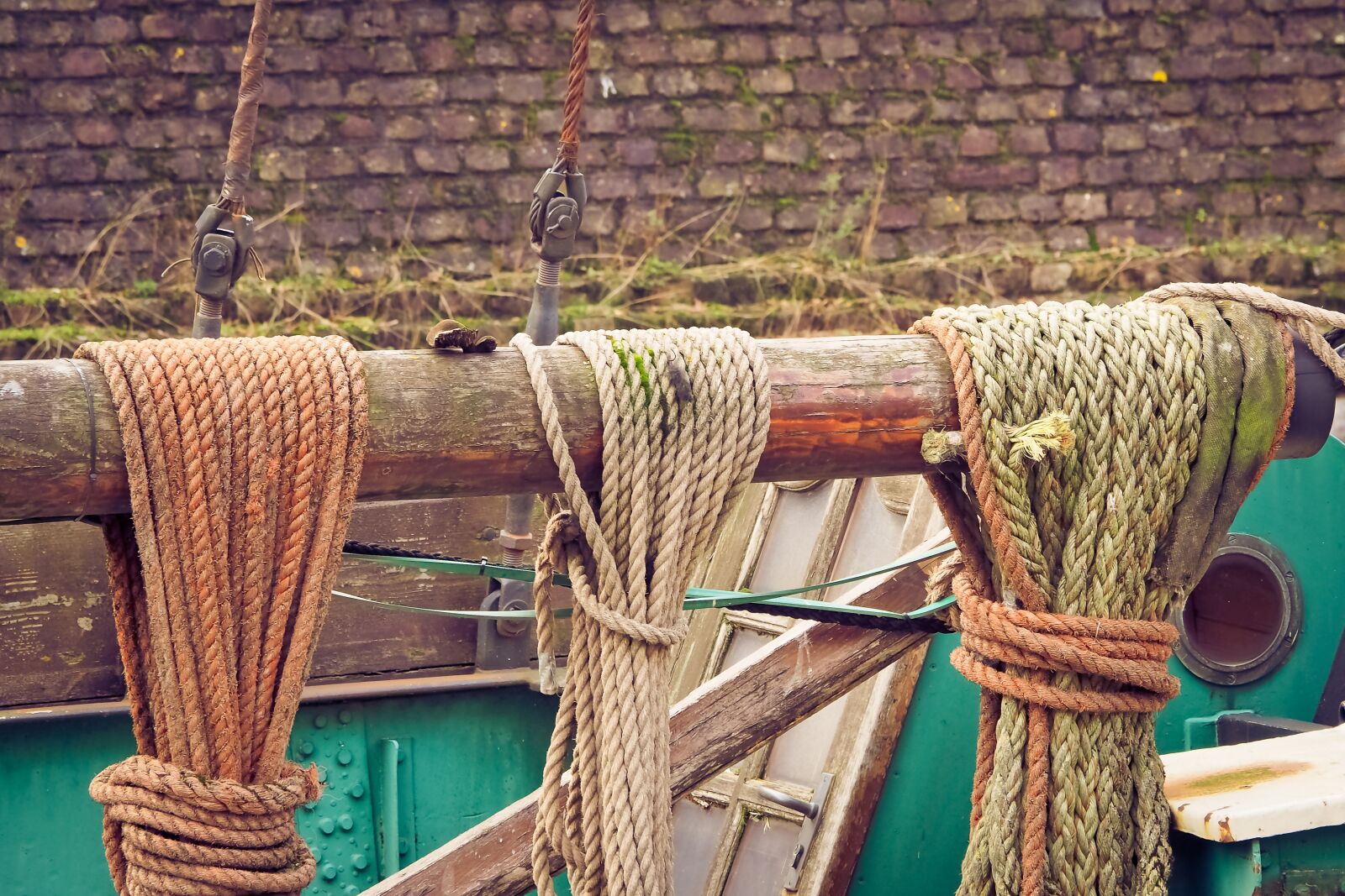 Olympus OM-D E-M10 sample photo. Ship, sailing vessel, port photography
