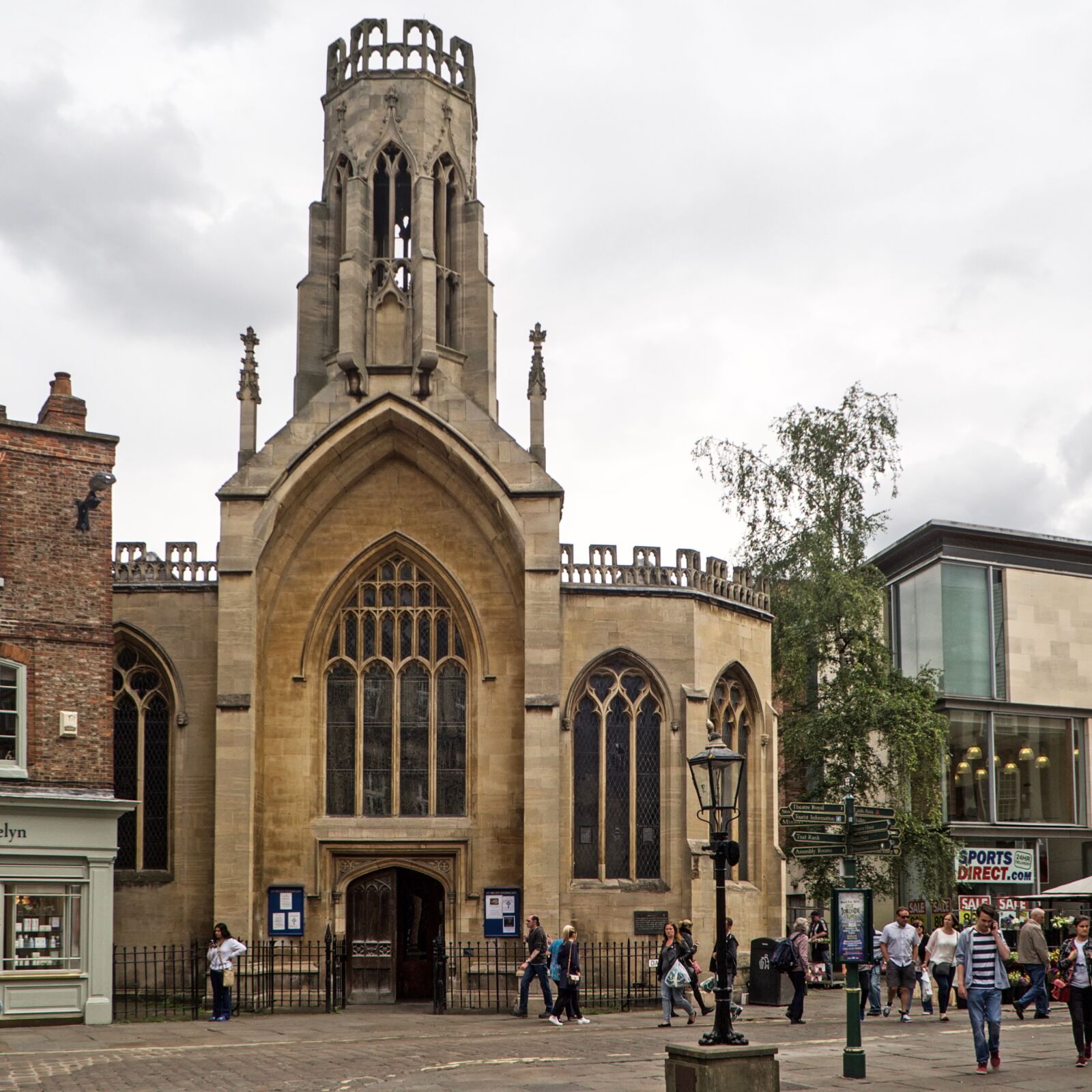 Olympus OM-D E-M10 sample photo. St helen stone gate photography