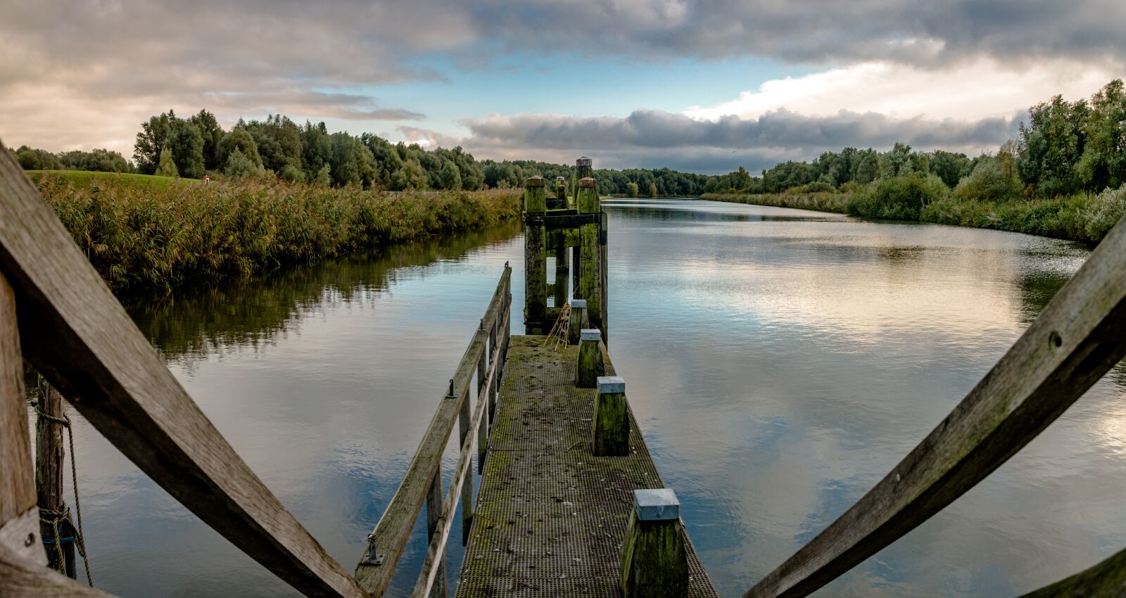 Nikon D7000 sample photo. Canal, sluice, lock photography