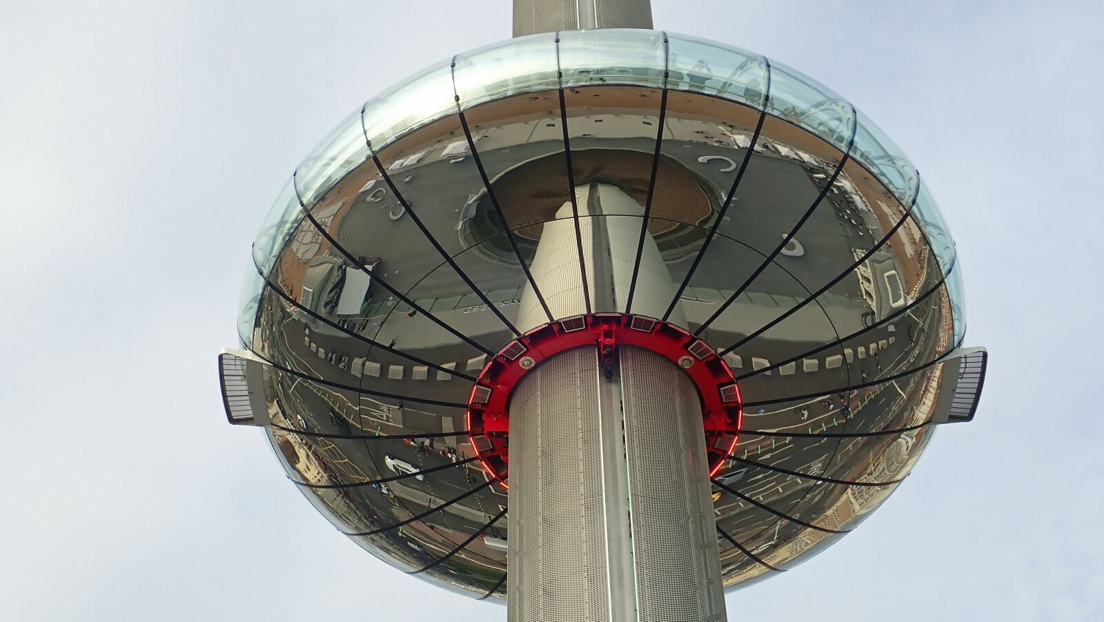 Olympus TG-5 sample photo. Observation tower, i360, seafront photography
