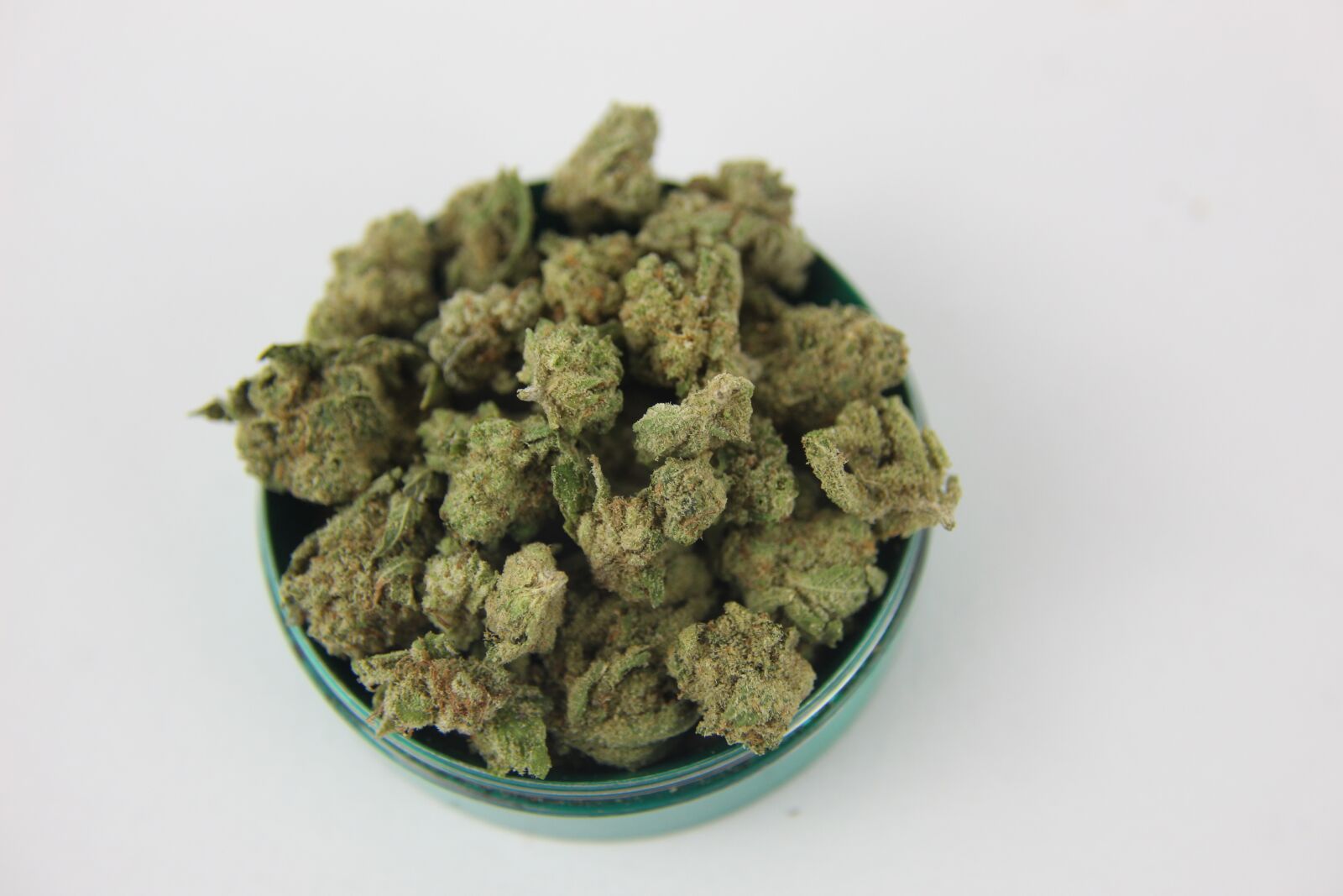 Canon EOS 1300D (EOS Rebel T6 / EOS Kiss X80) sample photo. Weed, marijuana, cannabis photography