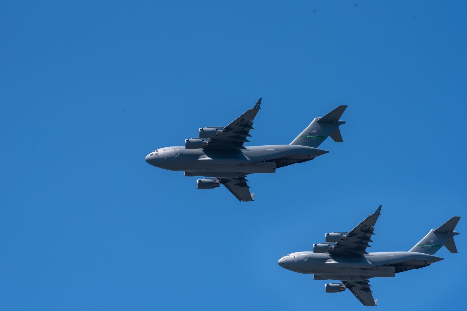 Nikon D750 sample photo. C-17, airfare, plane photography