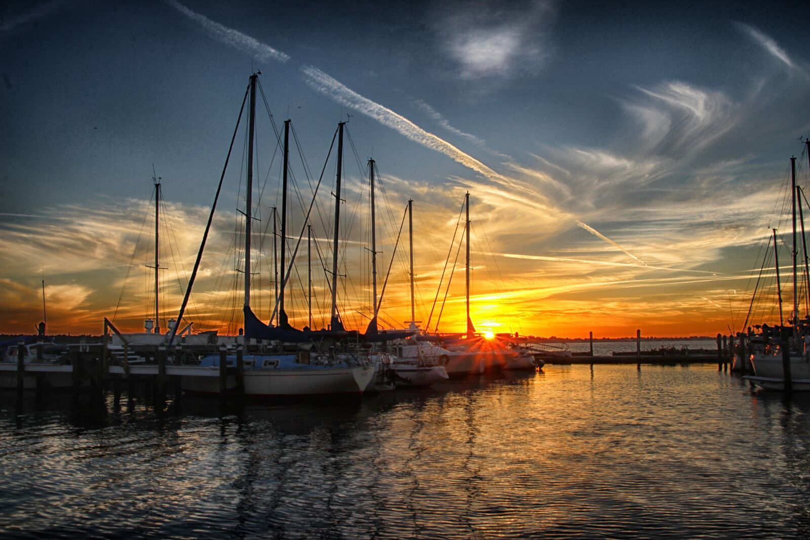 Canon EOS 600D (Rebel EOS T3i / EOS Kiss X5) sample photo. Sail, boat, nautical photography