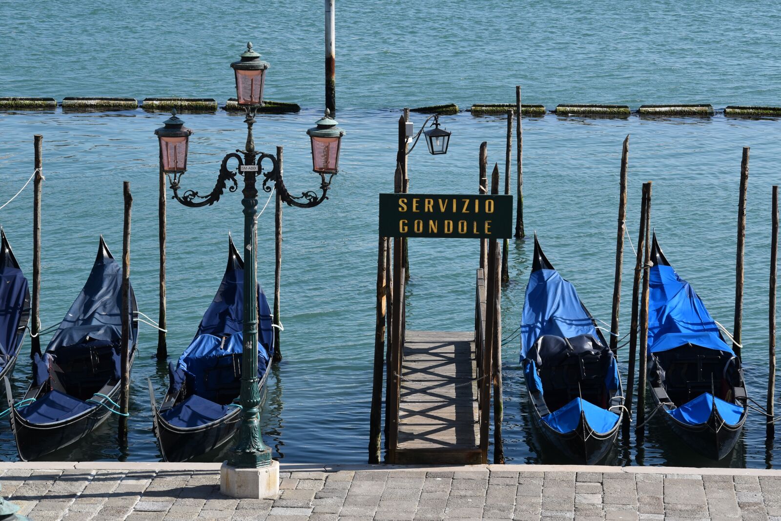 Nikon D5600 sample photo. Venice, gondola, italy photography