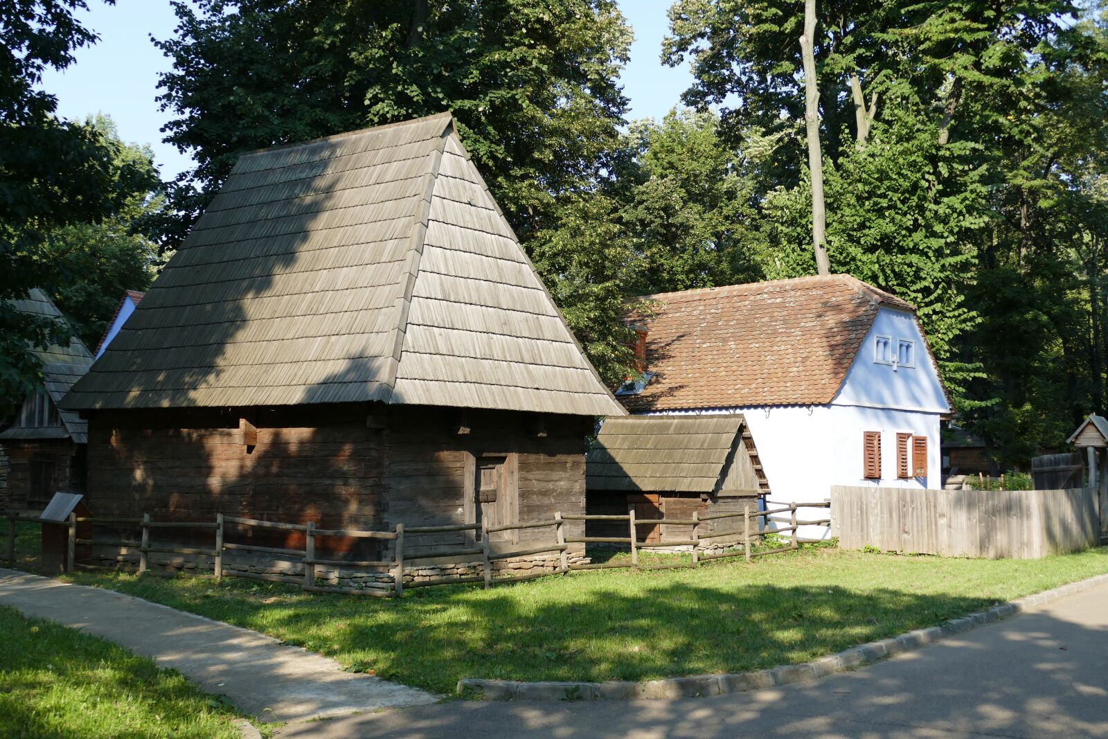 Panasonic Lumix DMC-FZ1000 sample photo. Open air museum, museum photography