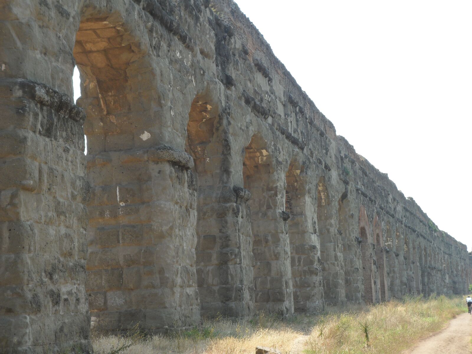 Samsung PL150 / VLUU PL150 /  TL210 /  PL151 sample photo. Roman aqueduct, ruin, rome photography
