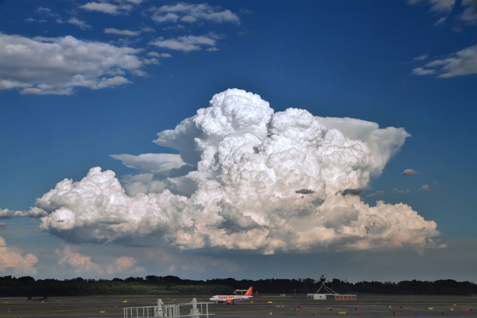 Canon EOS 7D sample photo. Cloud, blue, sky photography