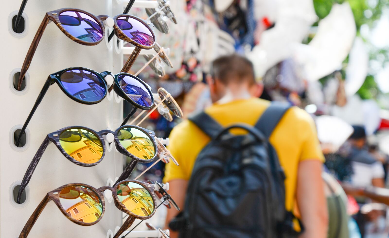 Nikon D610 sample photo. Buying, sunglasses, shop photography
