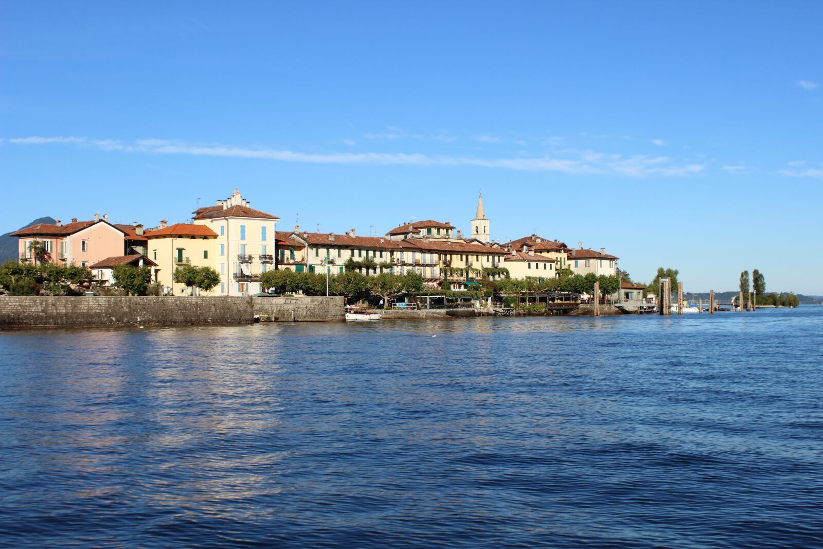 Canon EOS 600D (Rebel EOS T3i / EOS Kiss X5) sample photo. Italy, lago maggiore, baveno photography