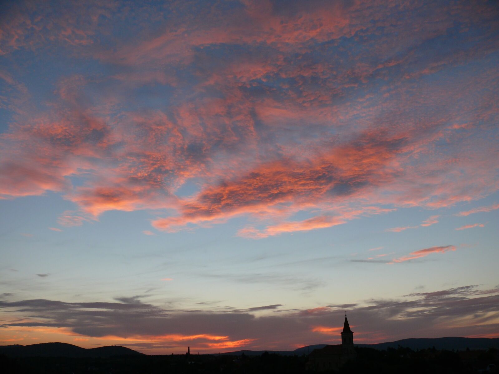 Panasonic DMC-FZ50 sample photo. Sunset, veszprém, benedict-mountain photography
