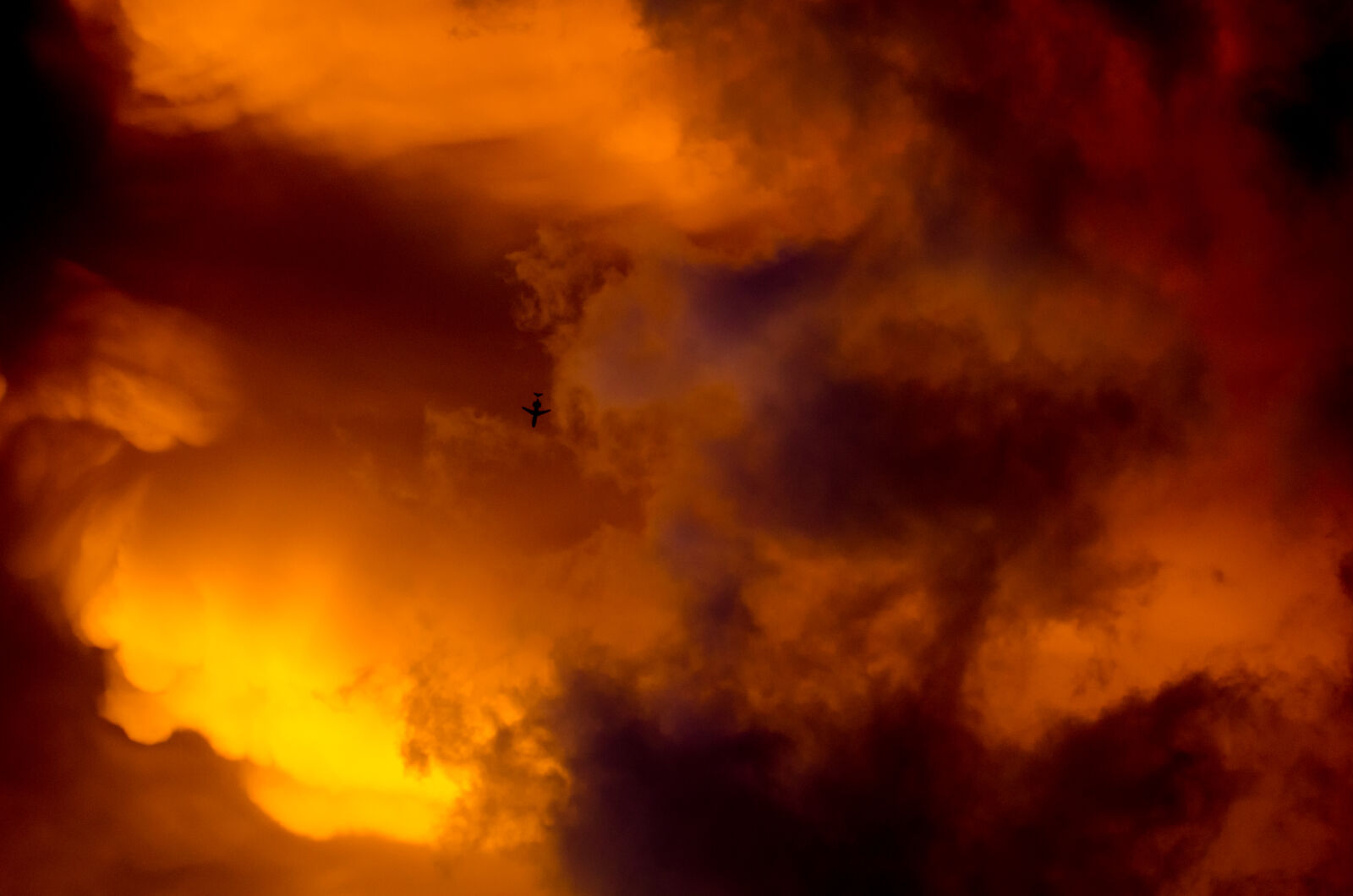 Nikon D5100 sample photo. Sunset, red, clouds, storm photography