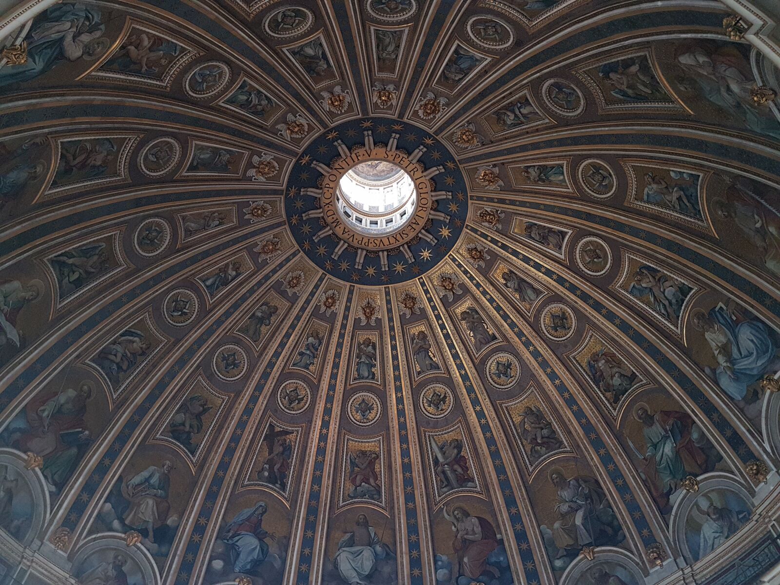 Samsung Galaxy S7 sample photo. Dome, flashlight, basilica photography