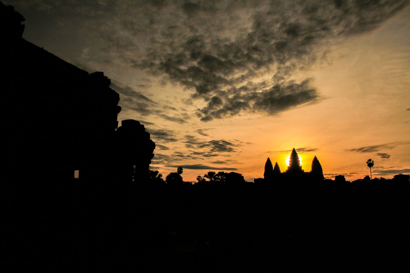 Canon EOS 70D sample photo. Sunset, silhouette, dusk photography